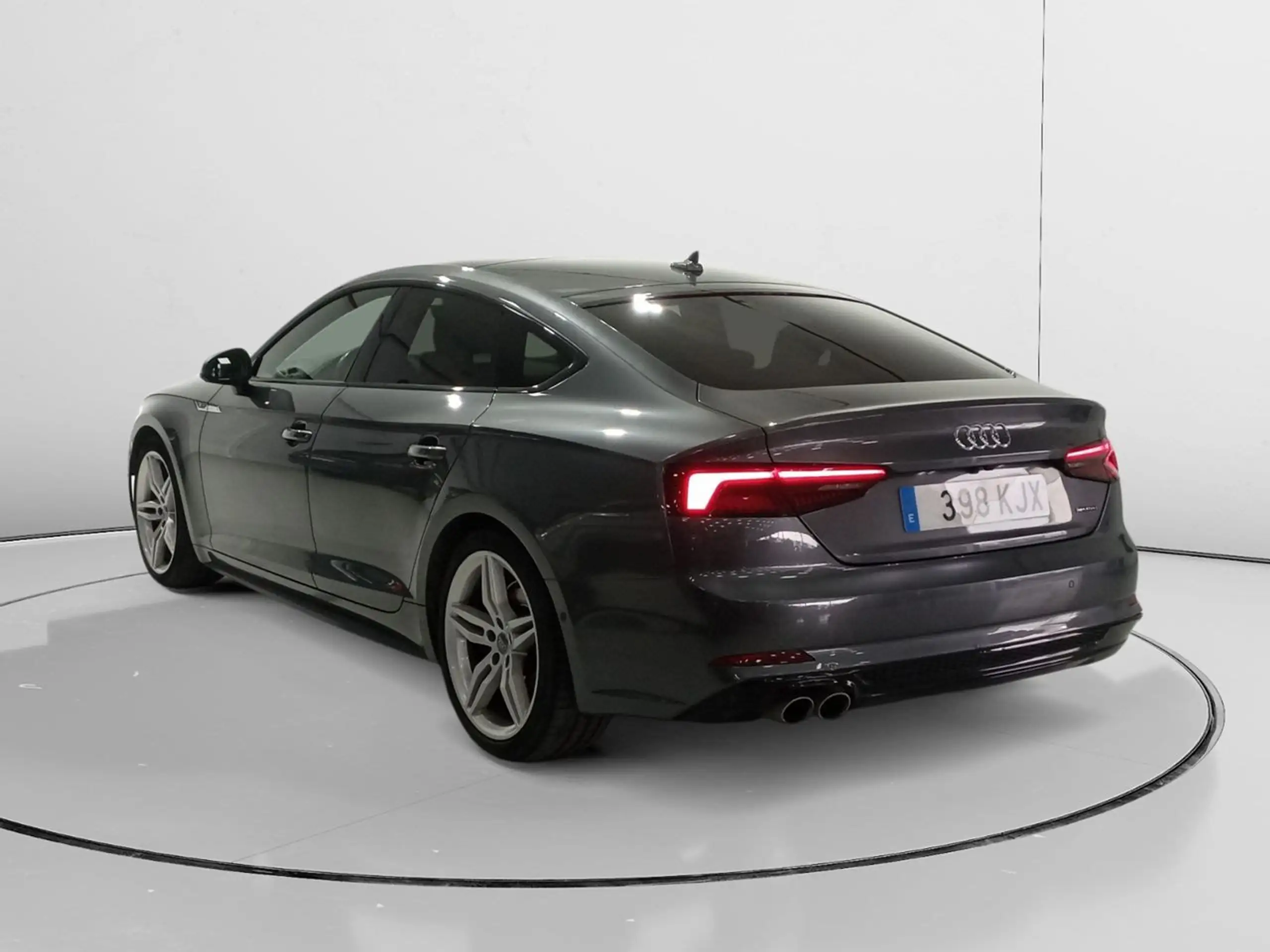 Audi - A5