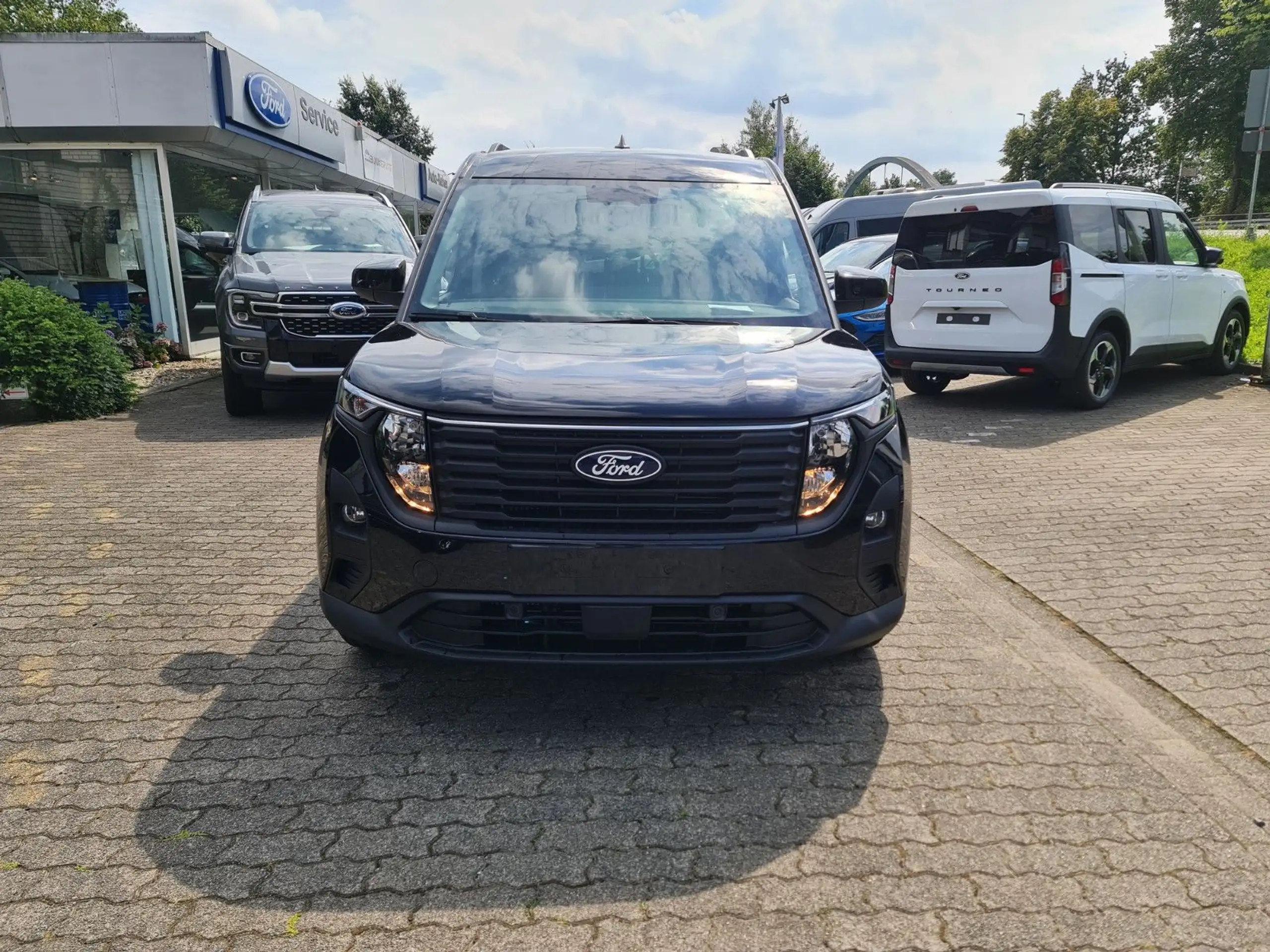 Ford - Tourneo Courier