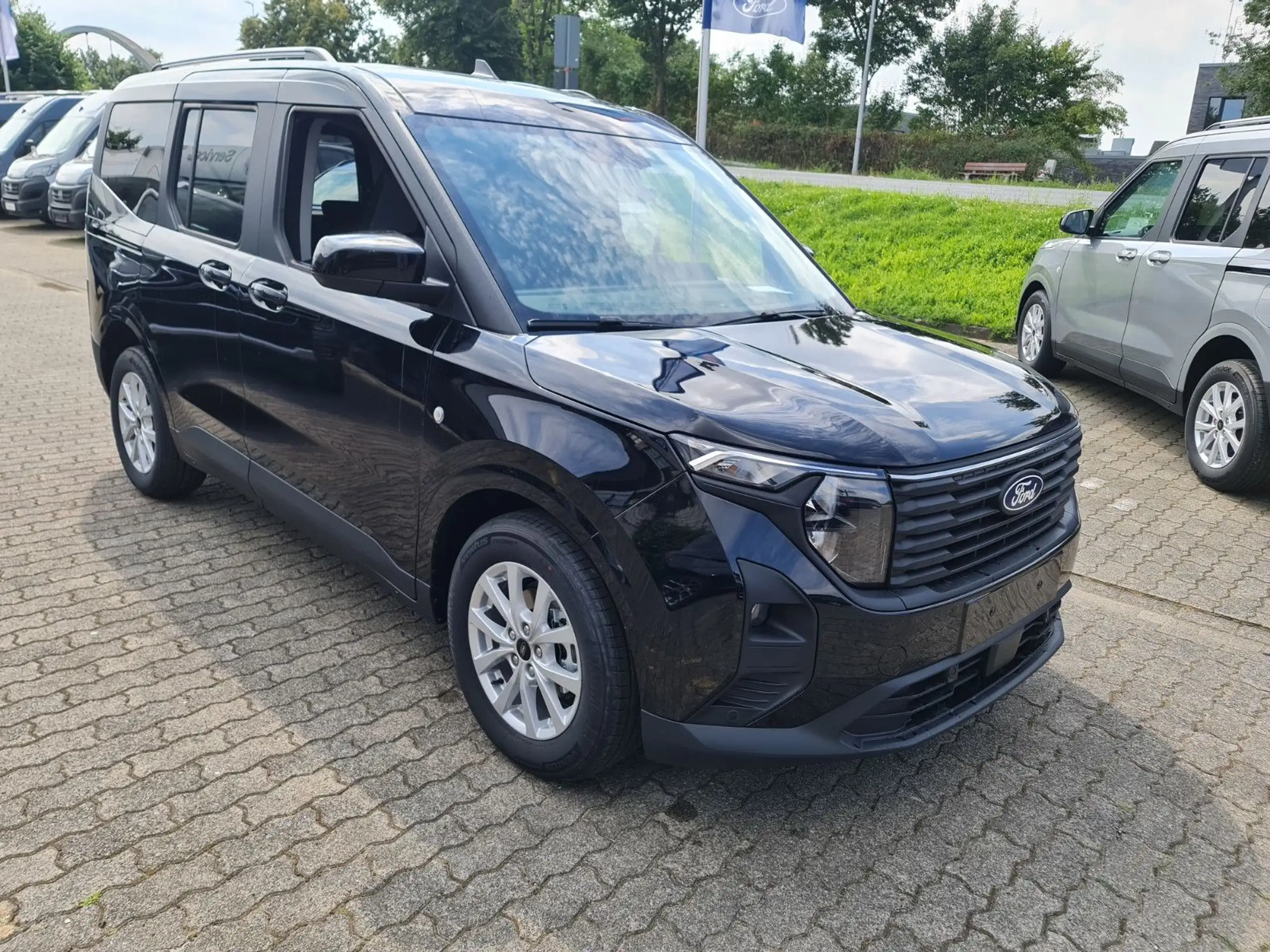 Ford - Tourneo Courier