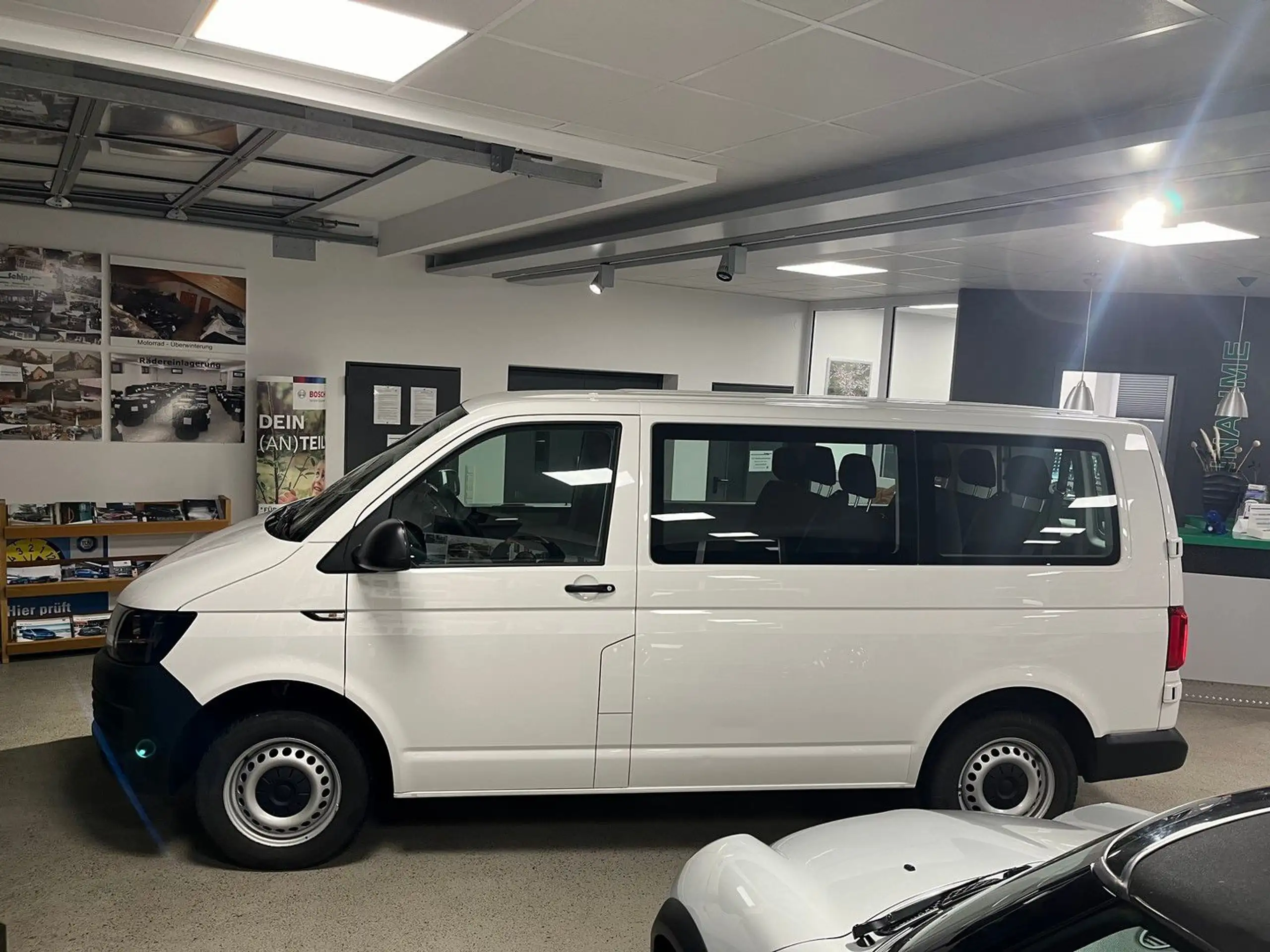 Volkswagen - T6 Transporter