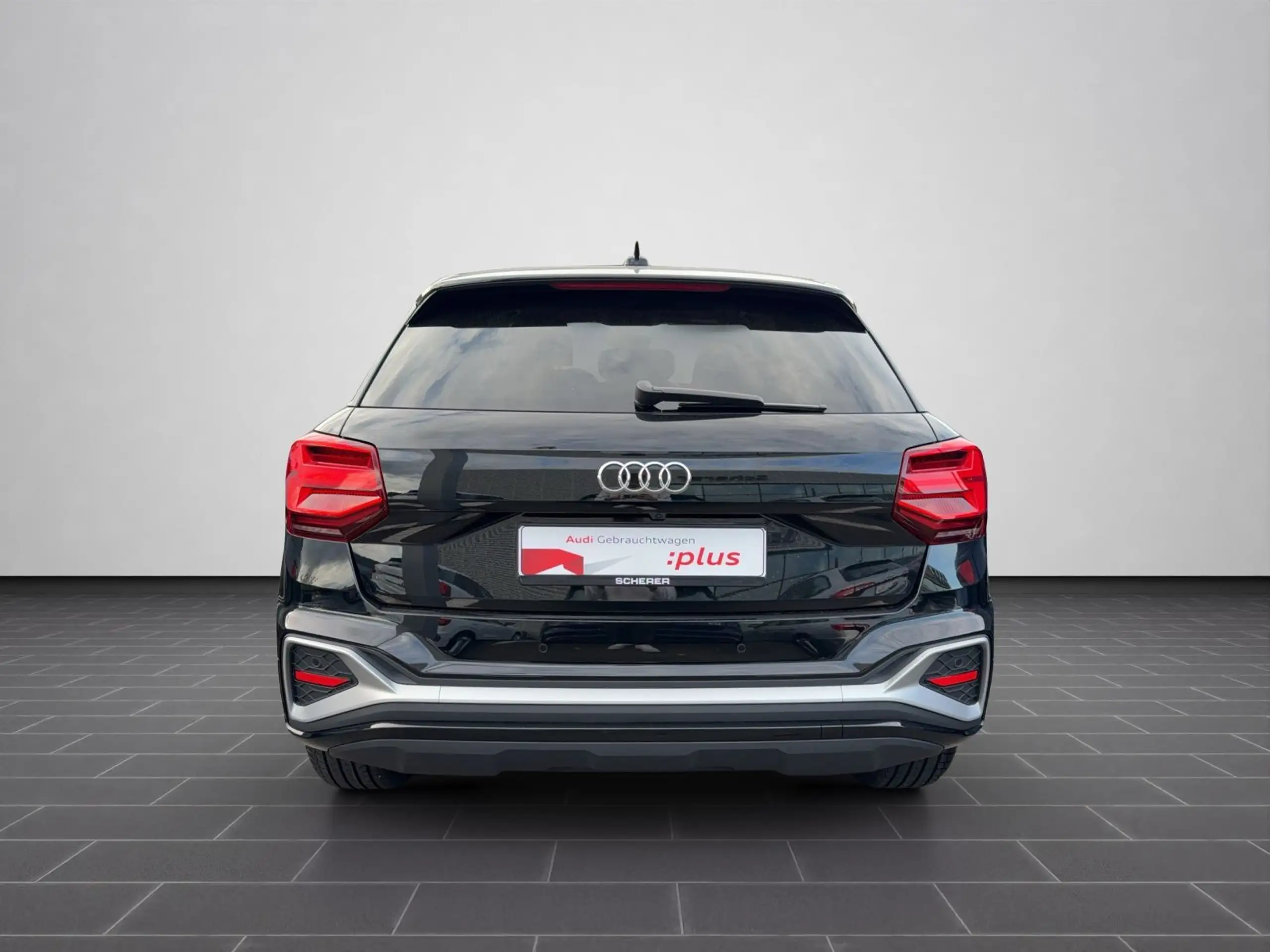 Audi - Q2