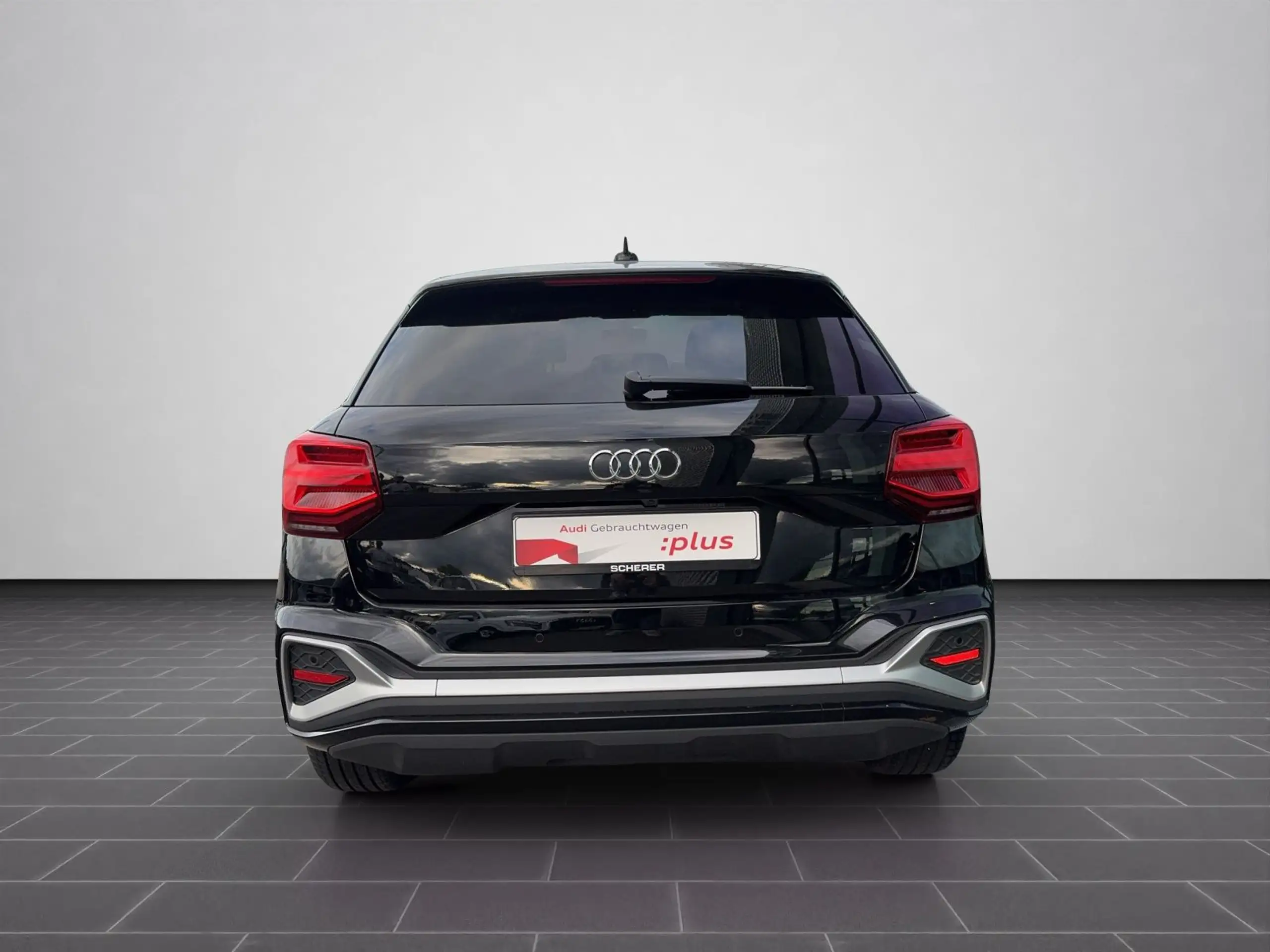 Audi - Q2