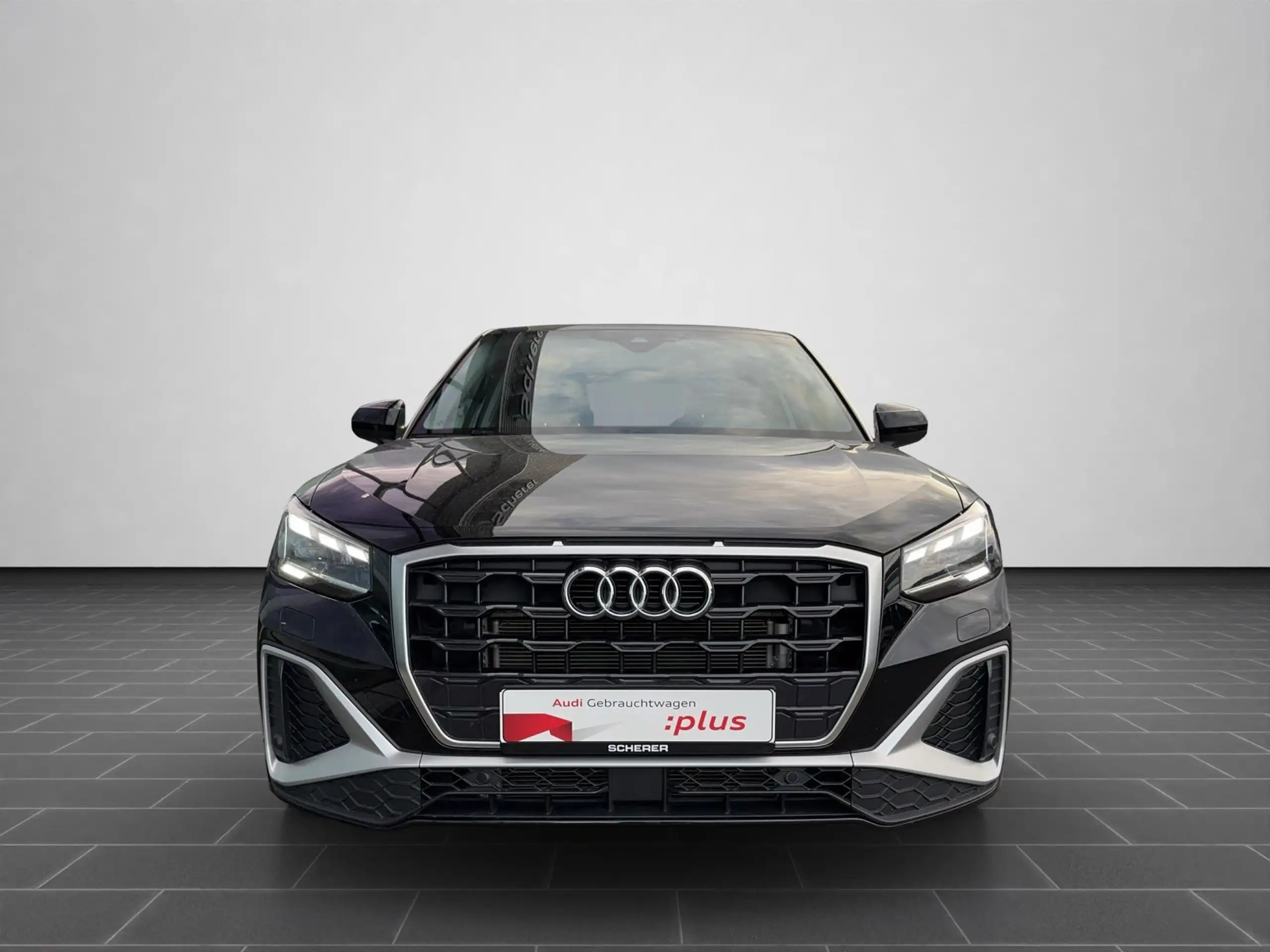 Audi - Q2