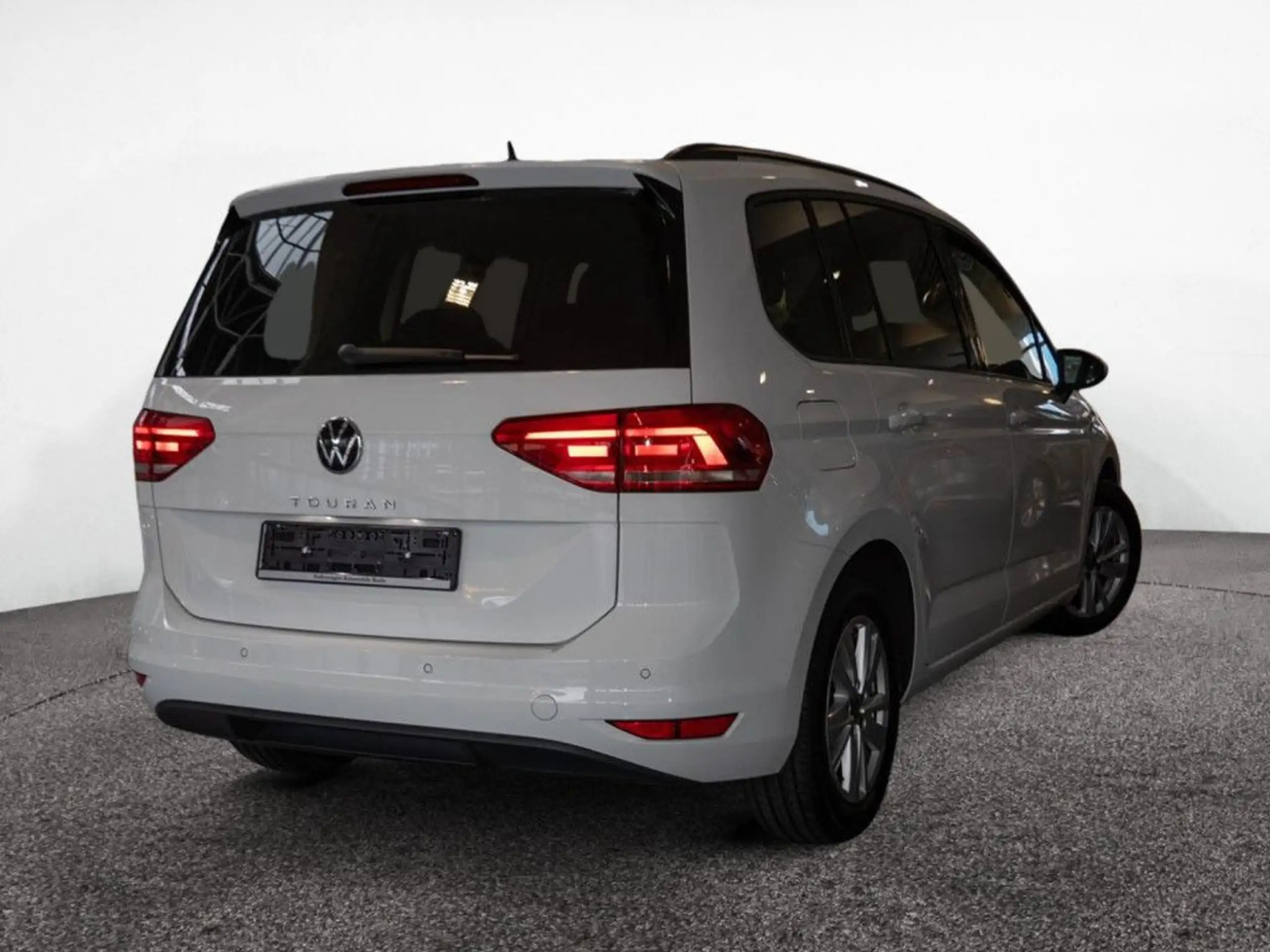 Volkswagen - Touran