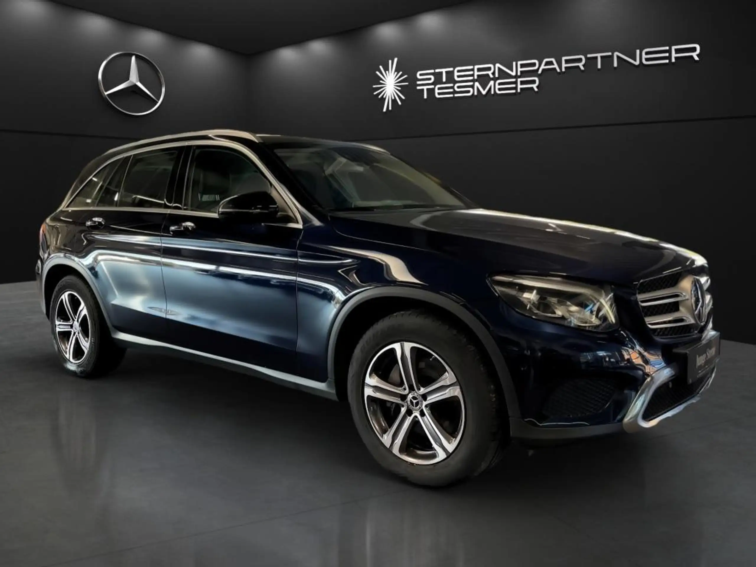 Mercedes-Benz - GLC 250