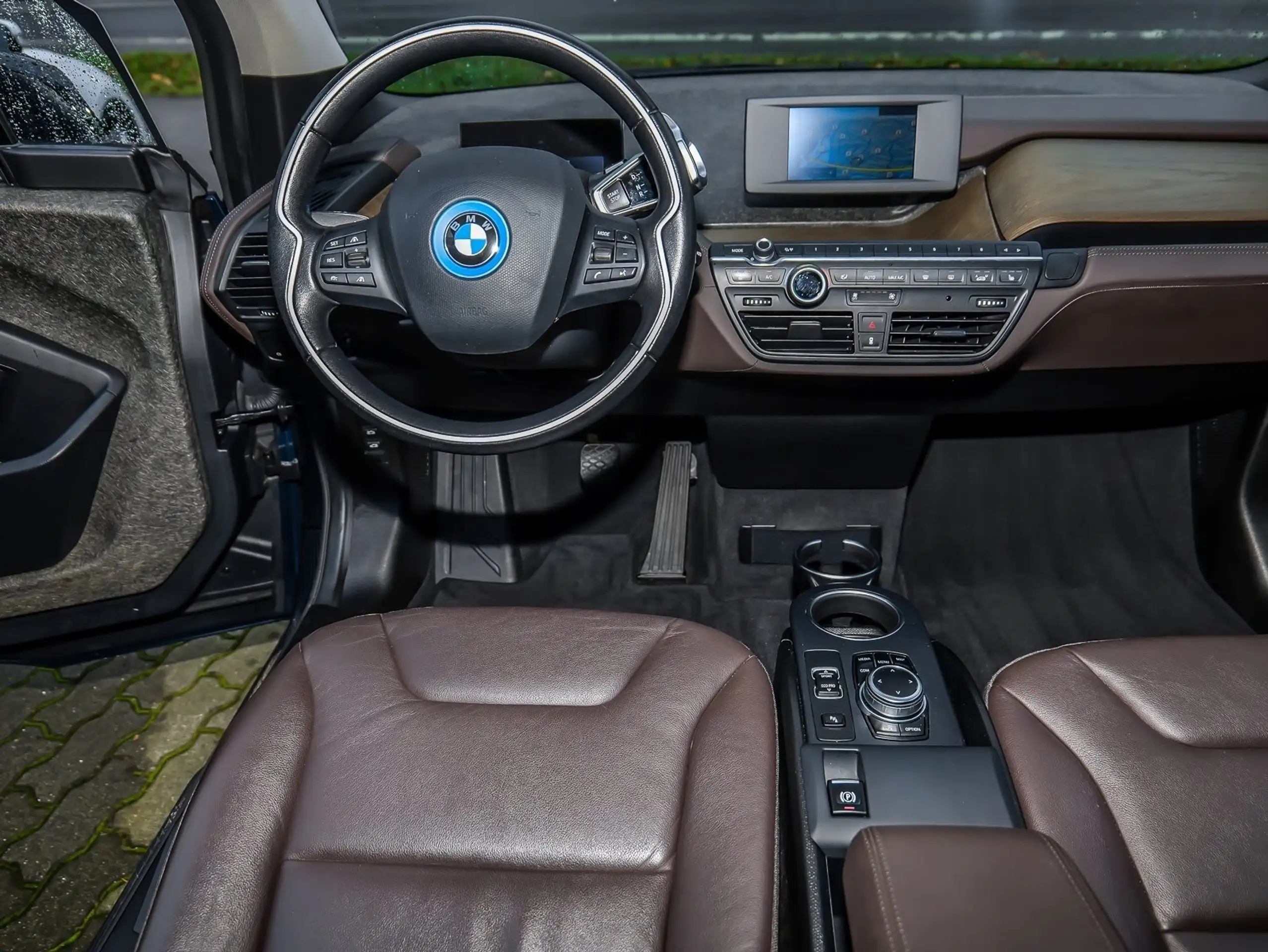 BMW - i3