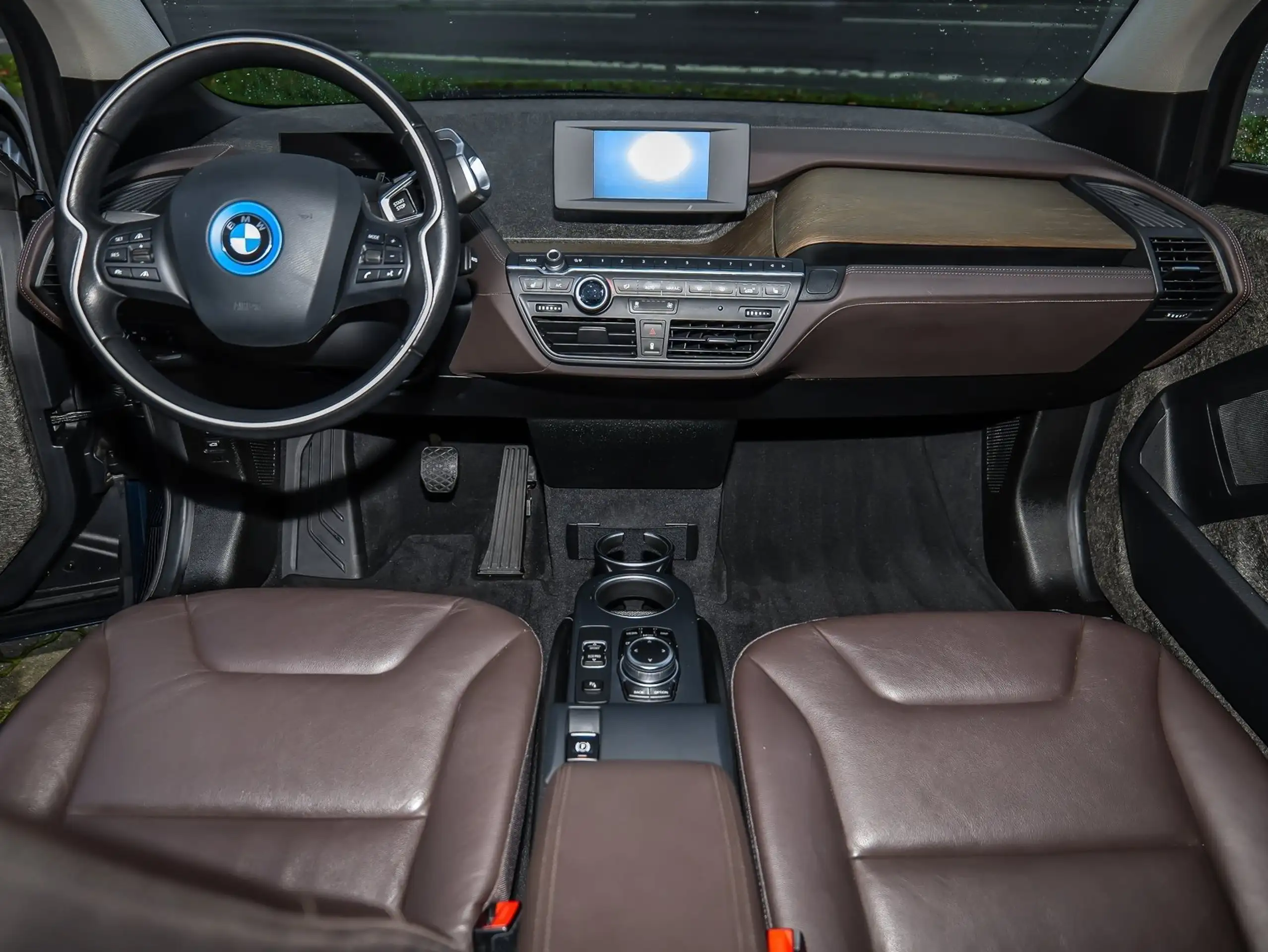 BMW - i3