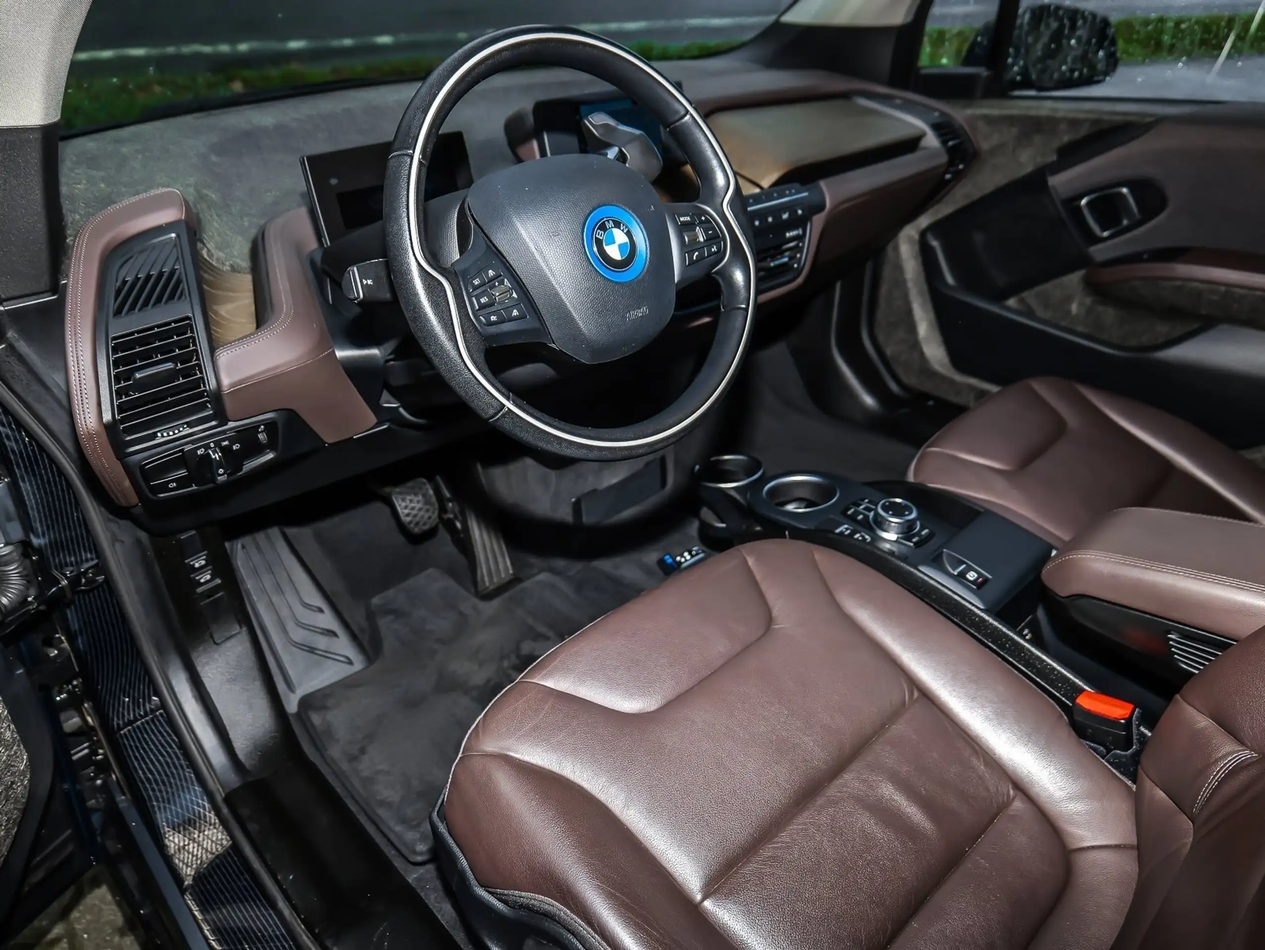 BMW - i3