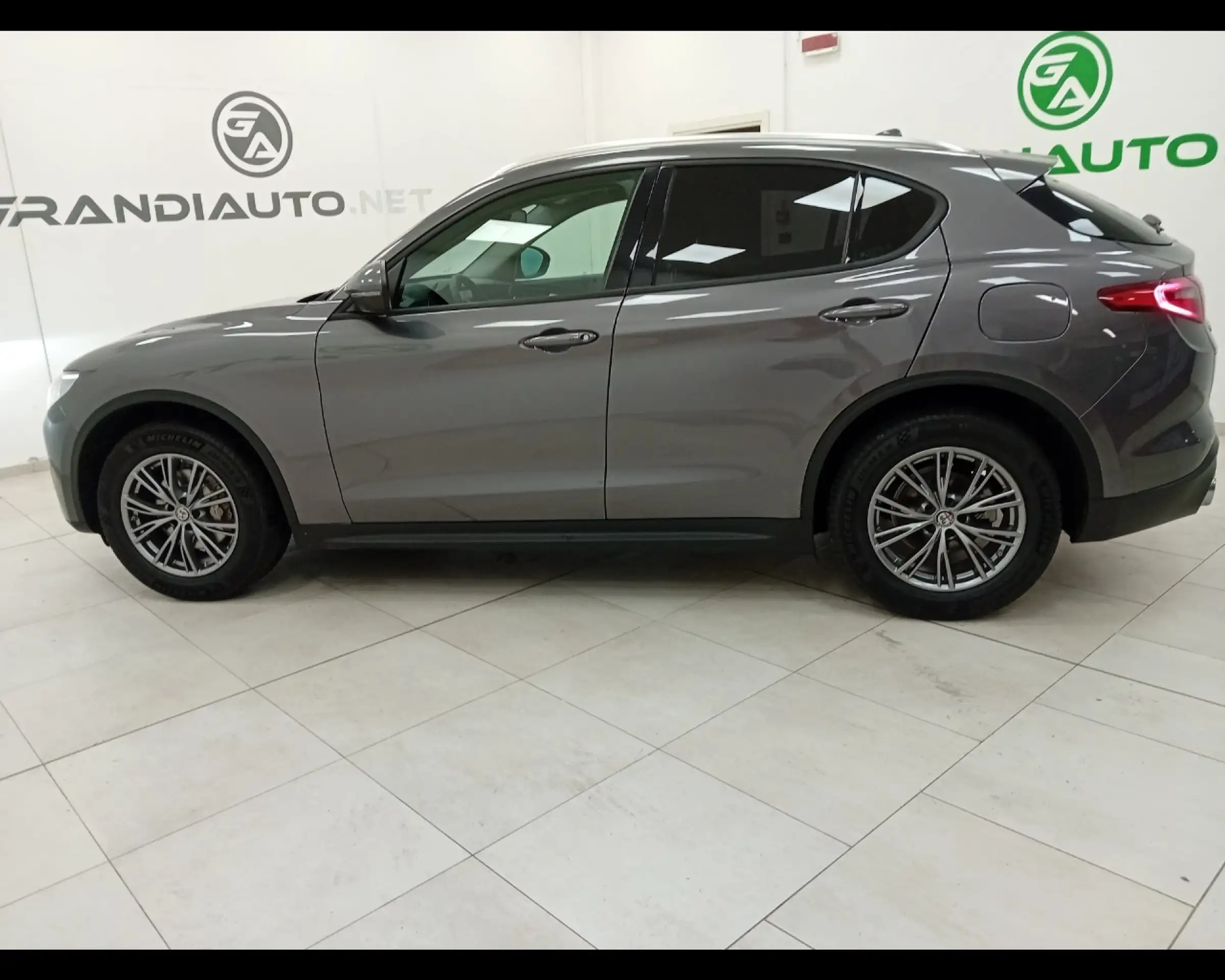 Alfa Romeo - Stelvio