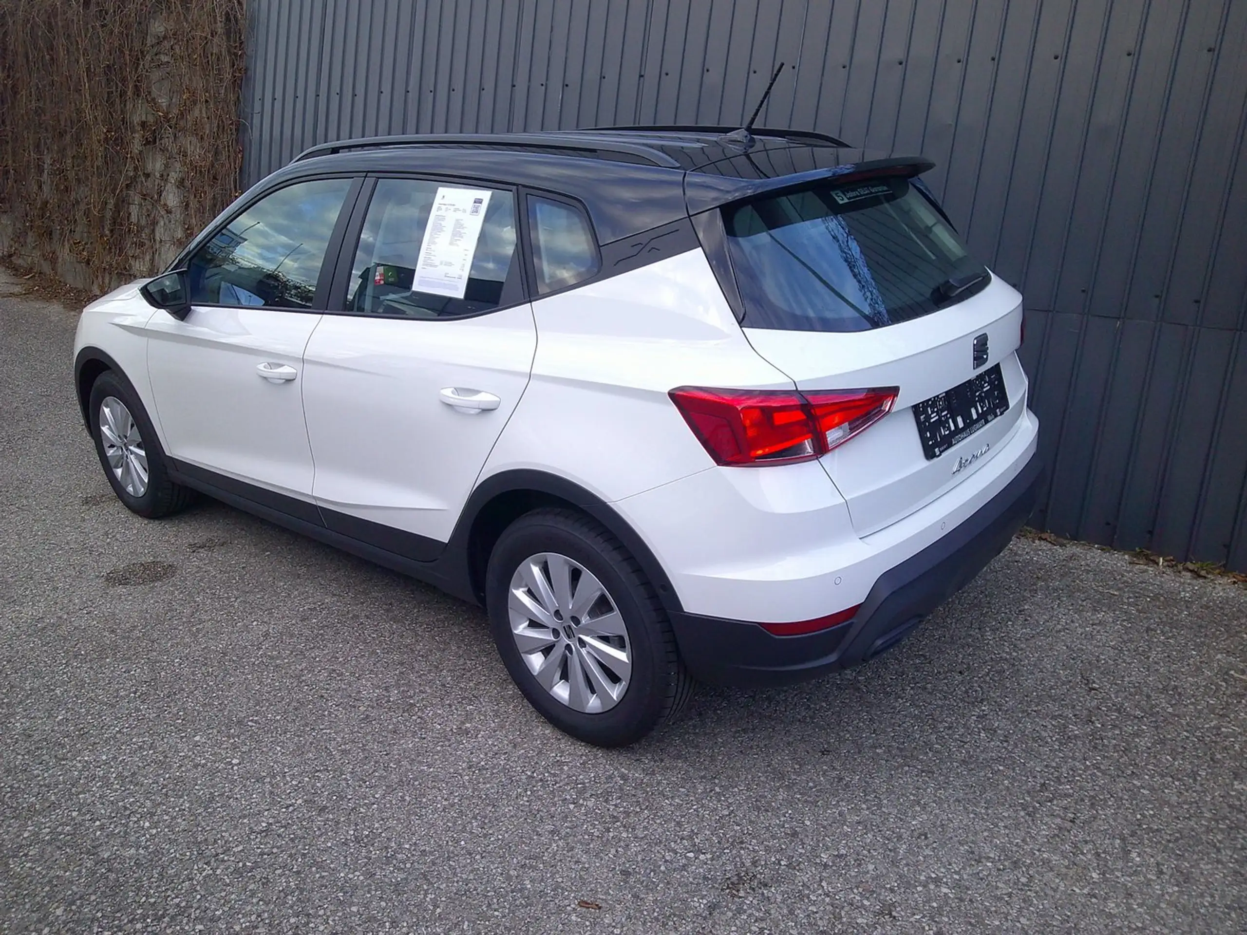 SEAT - Arona