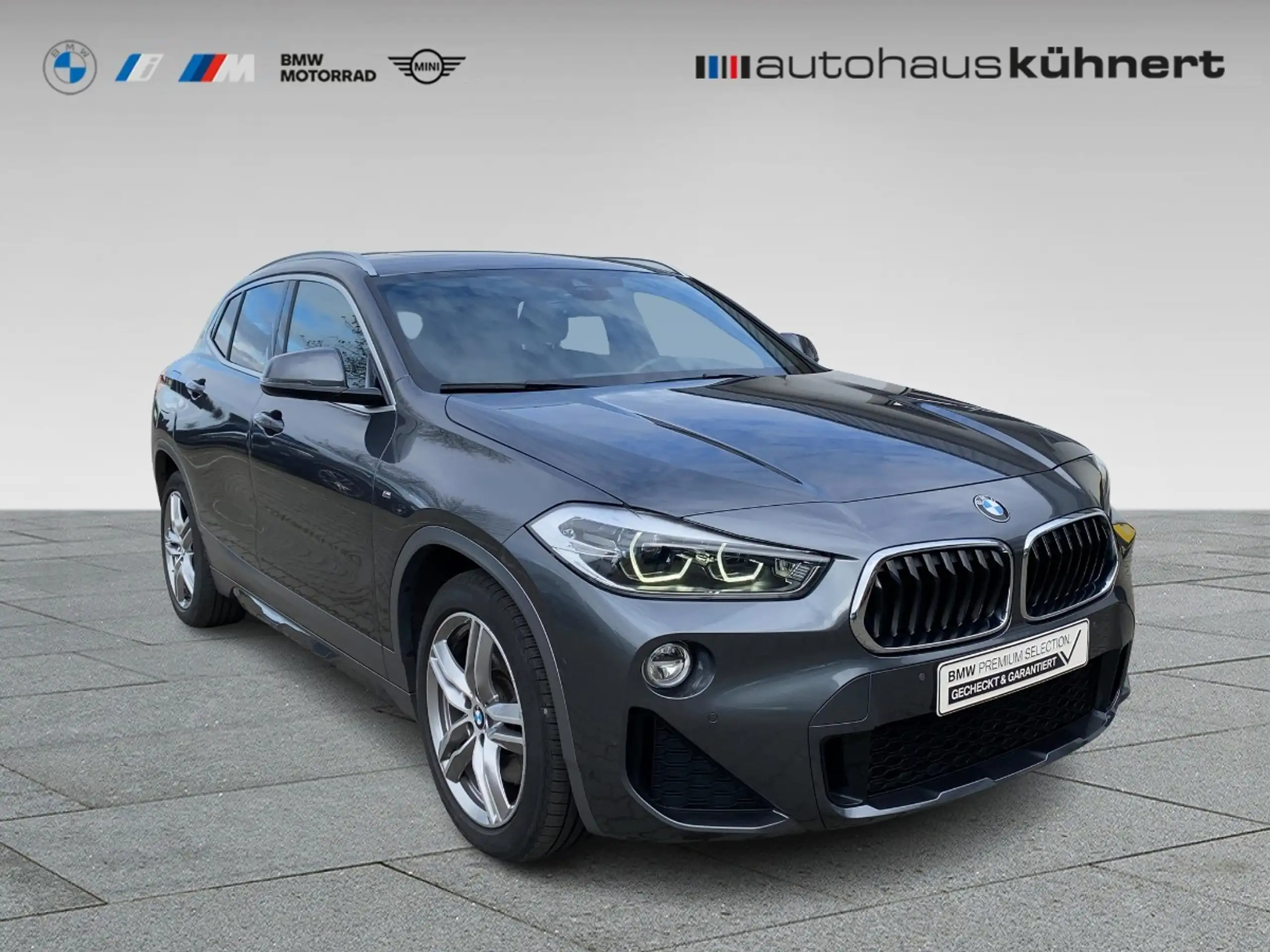 BMW - X2