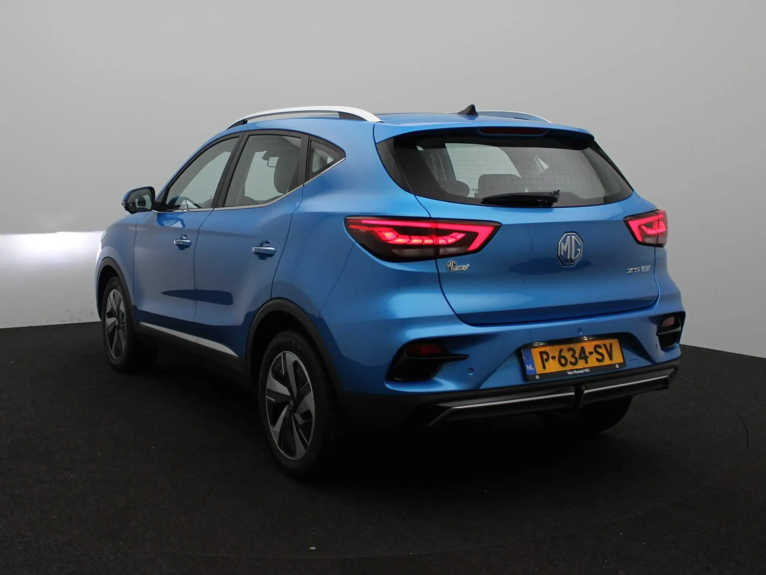 MG - ZS