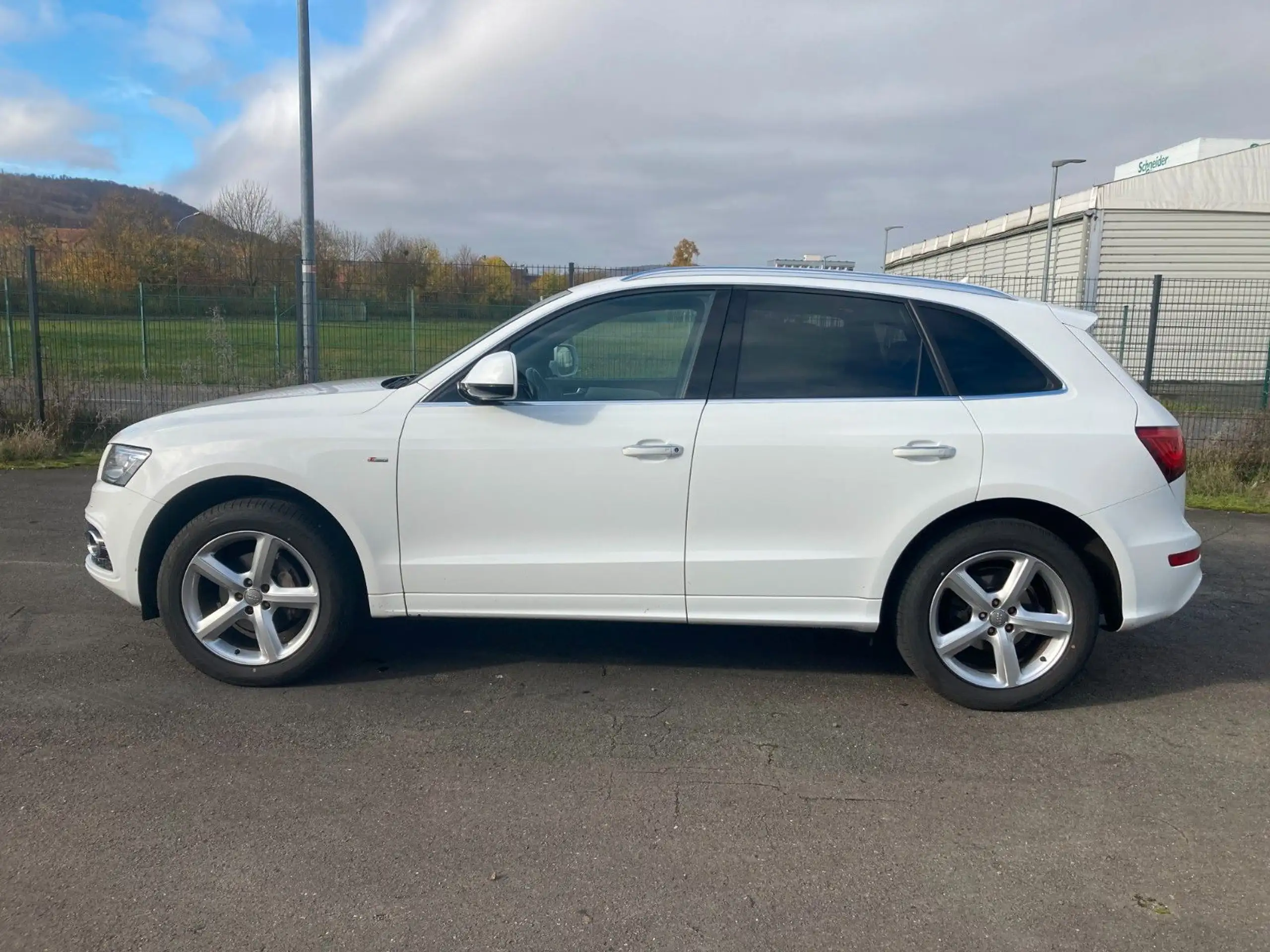 Audi - Q5