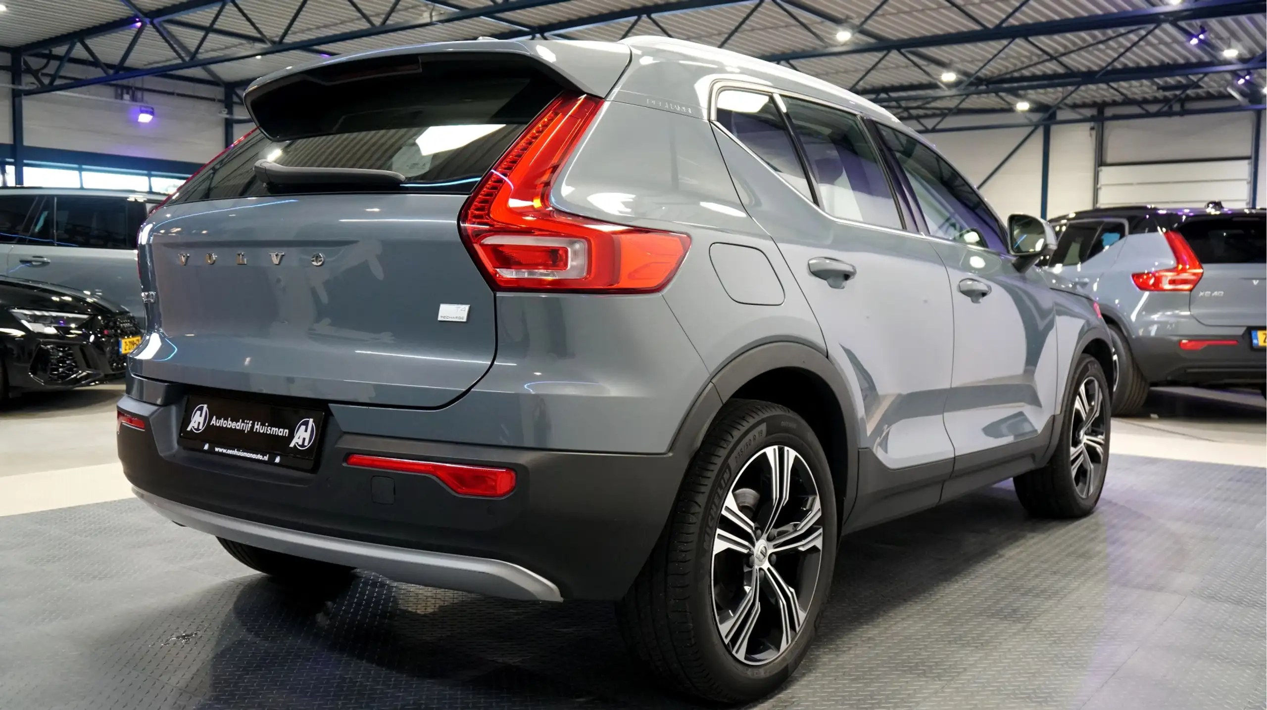 Volvo - XC40