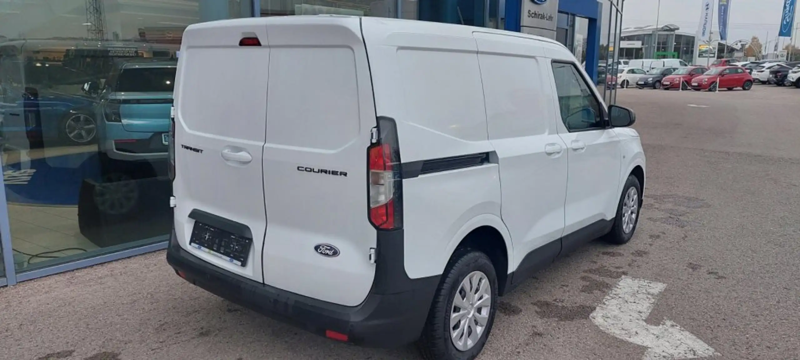 Ford - Transit Courier