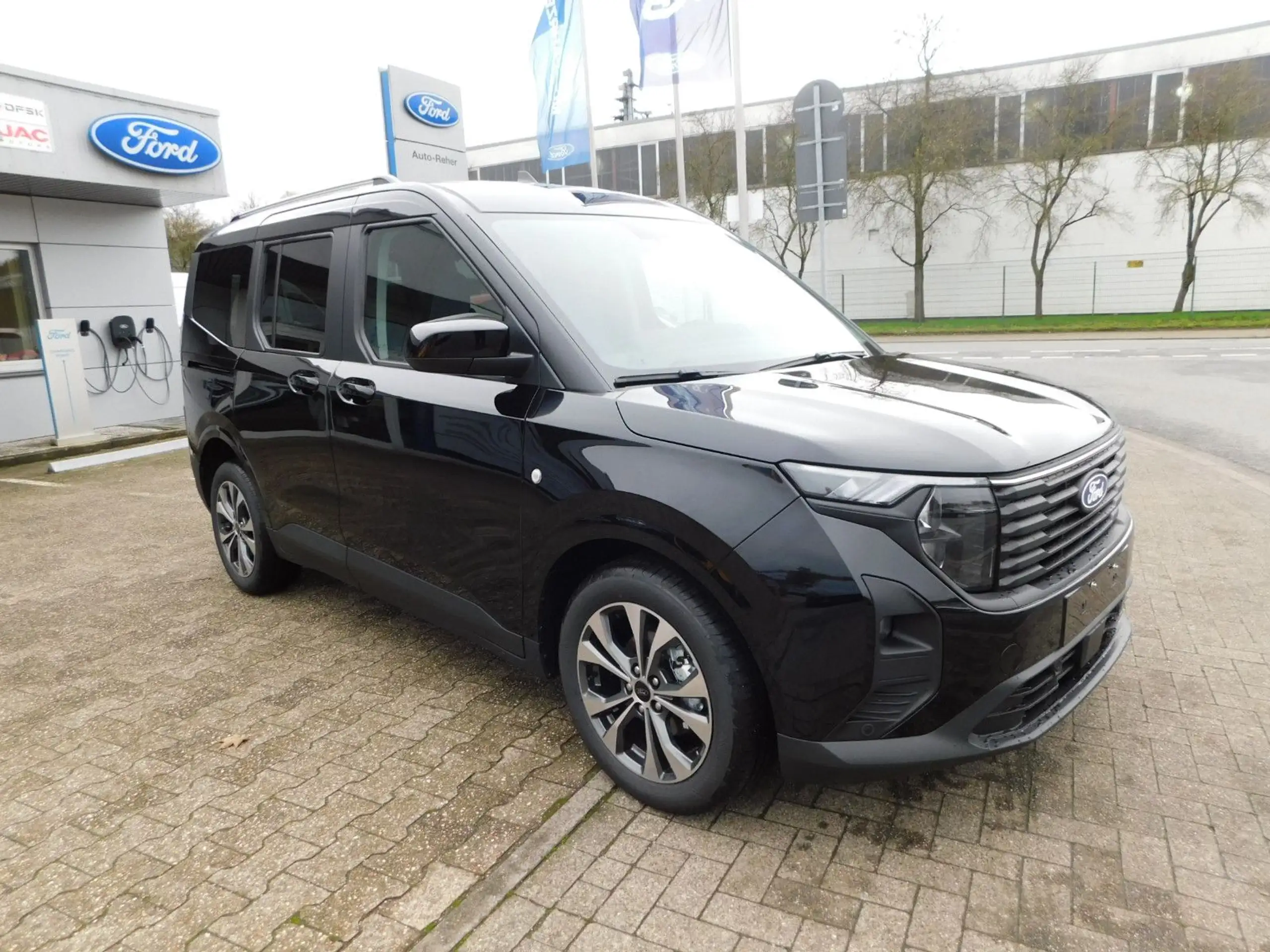 Ford Tourneo Courier 2024