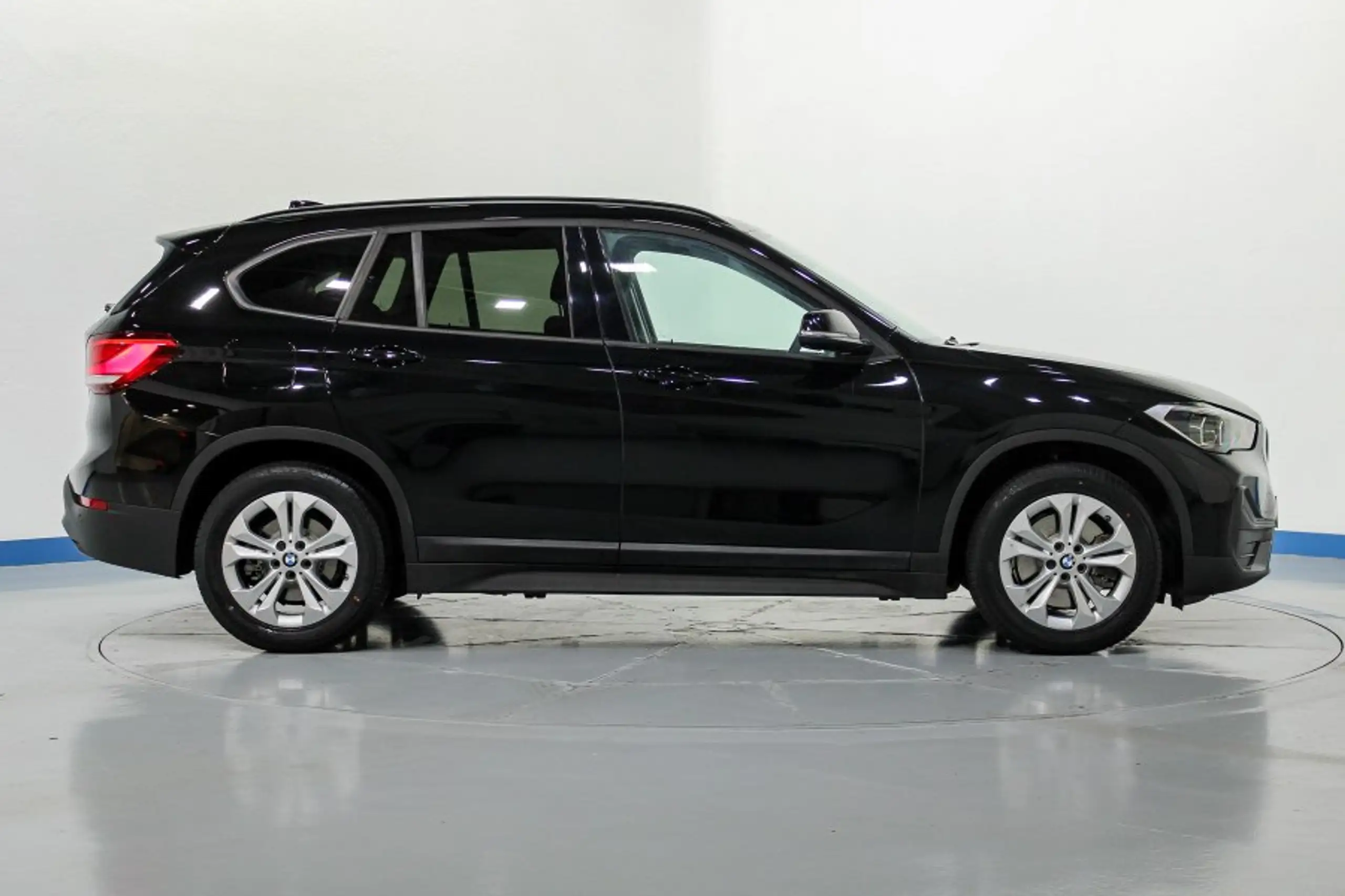 BMW - X1