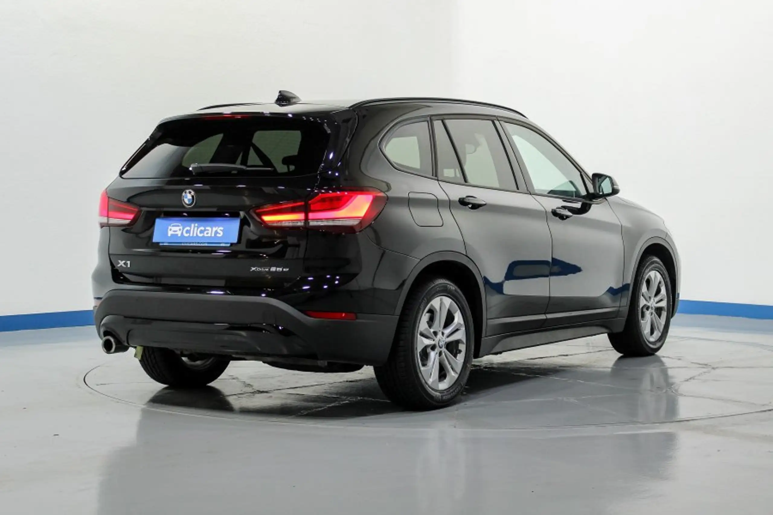 BMW - X1