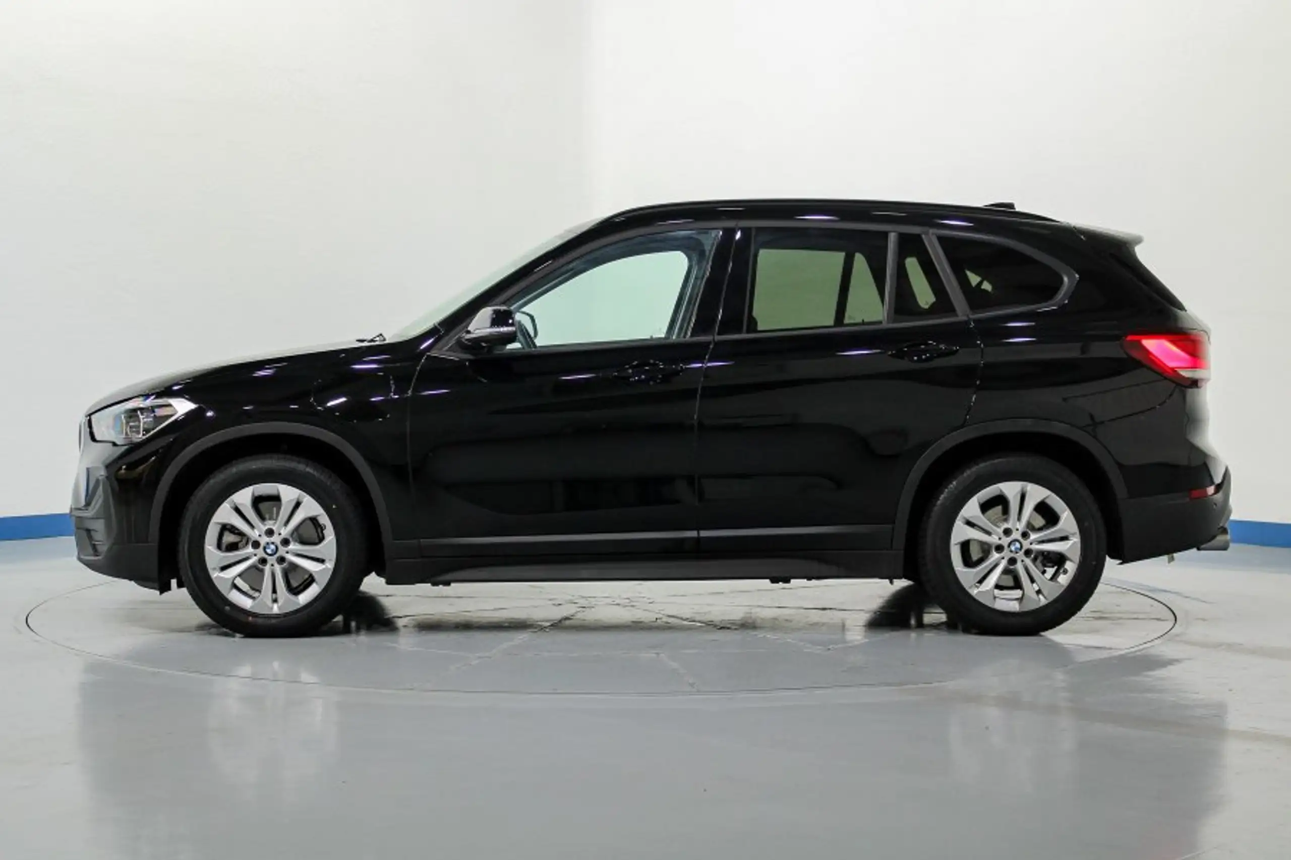 BMW - X1