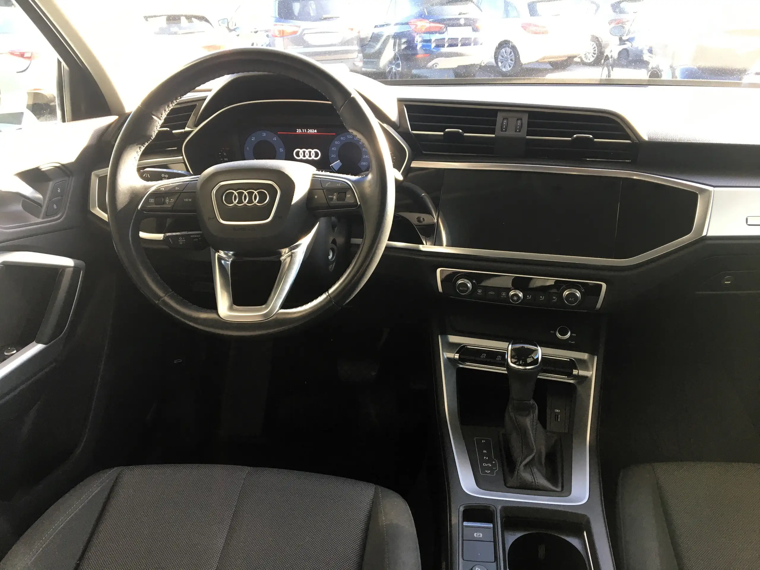 Audi - Q3