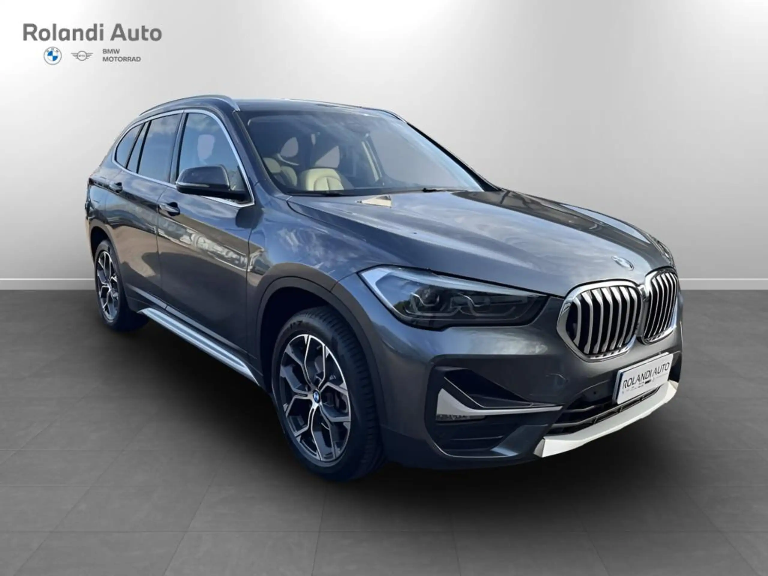 BMW - X1