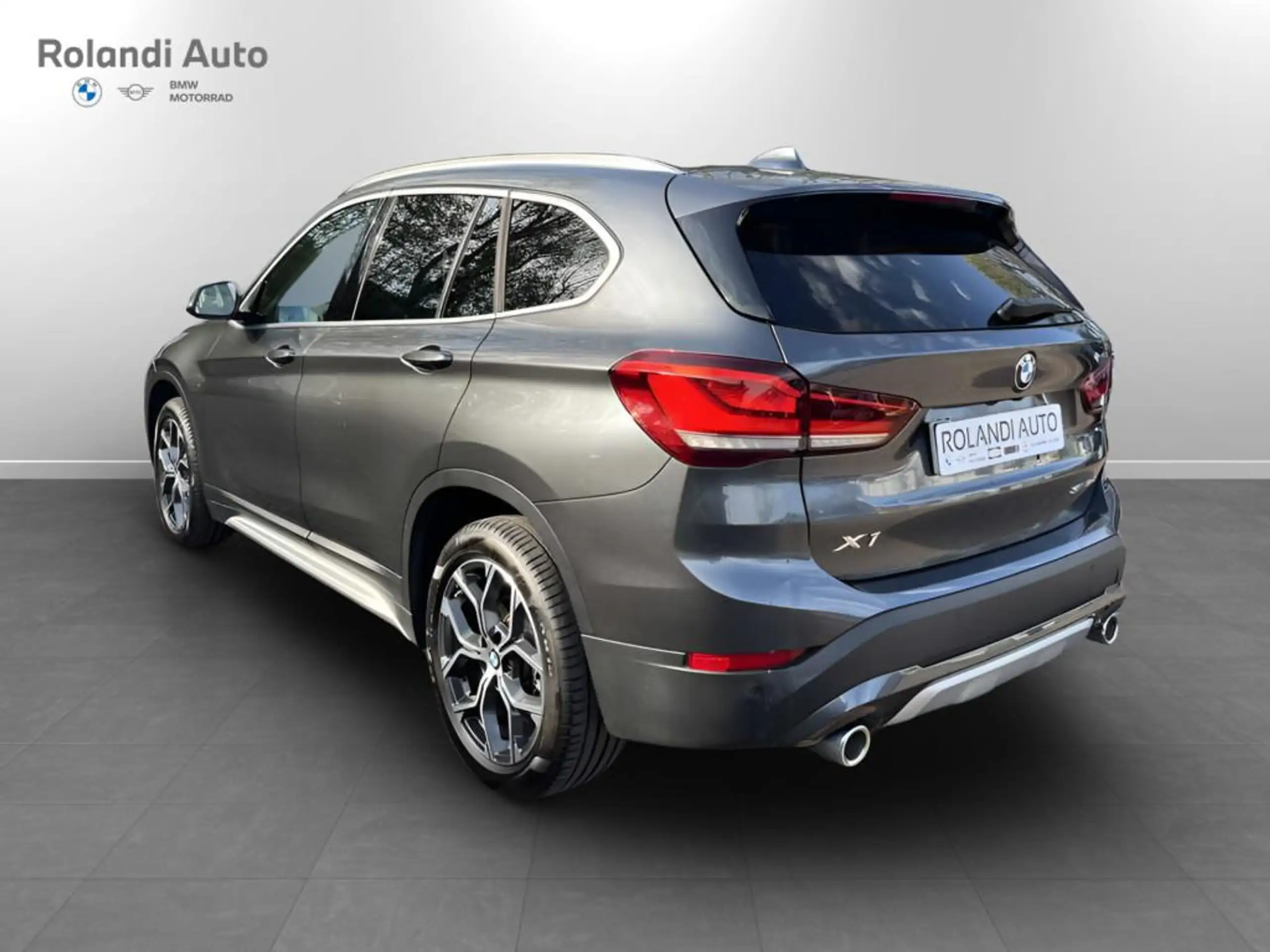 BMW - X1