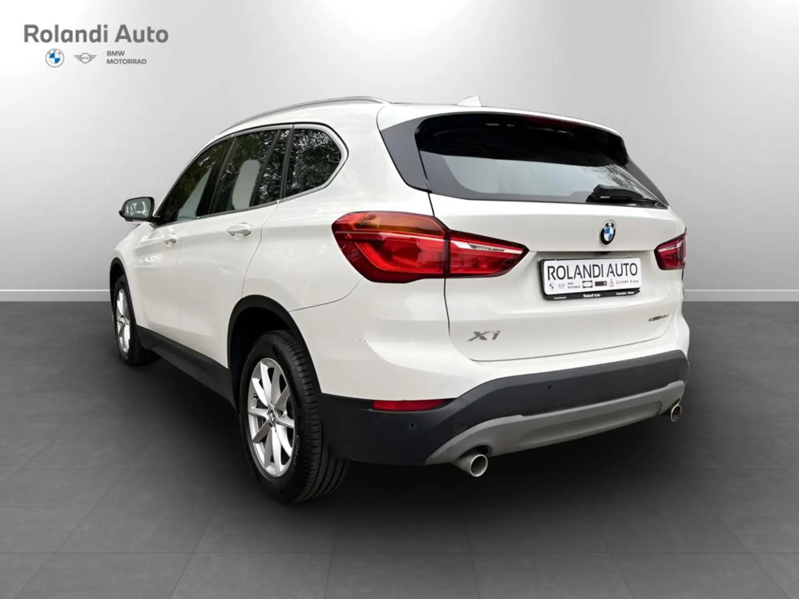 BMW - X1