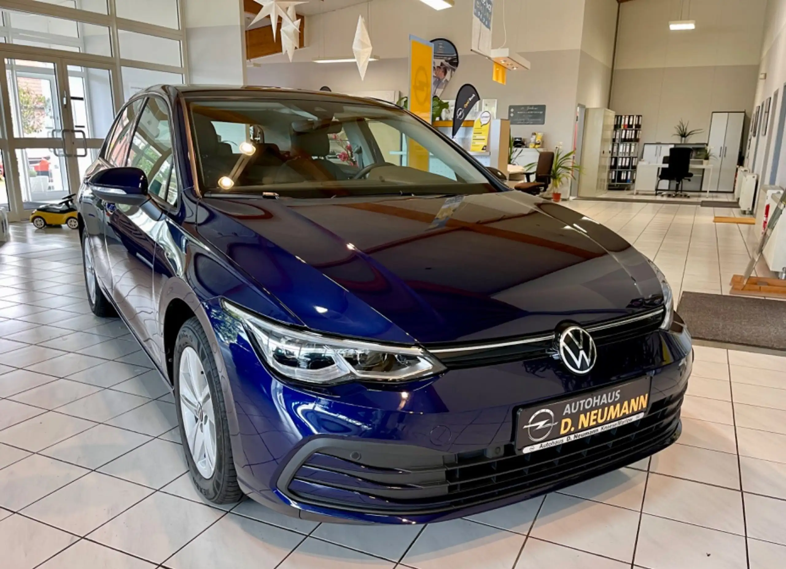 Volkswagen - Golf