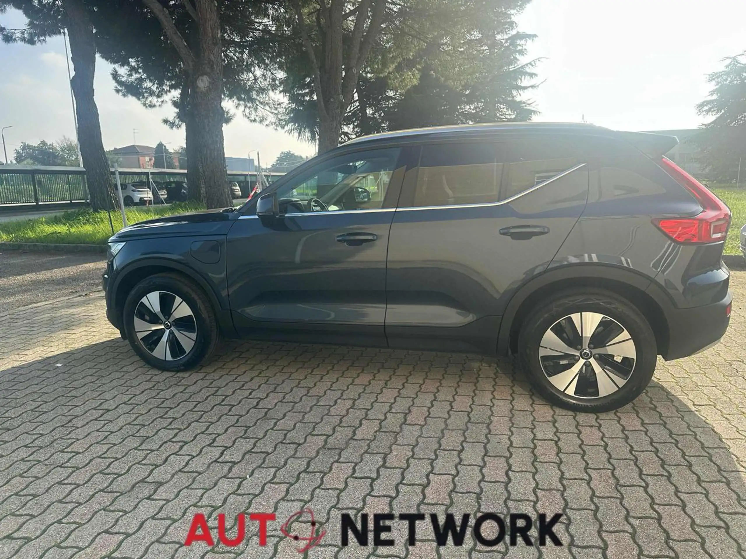 Volvo - XC40