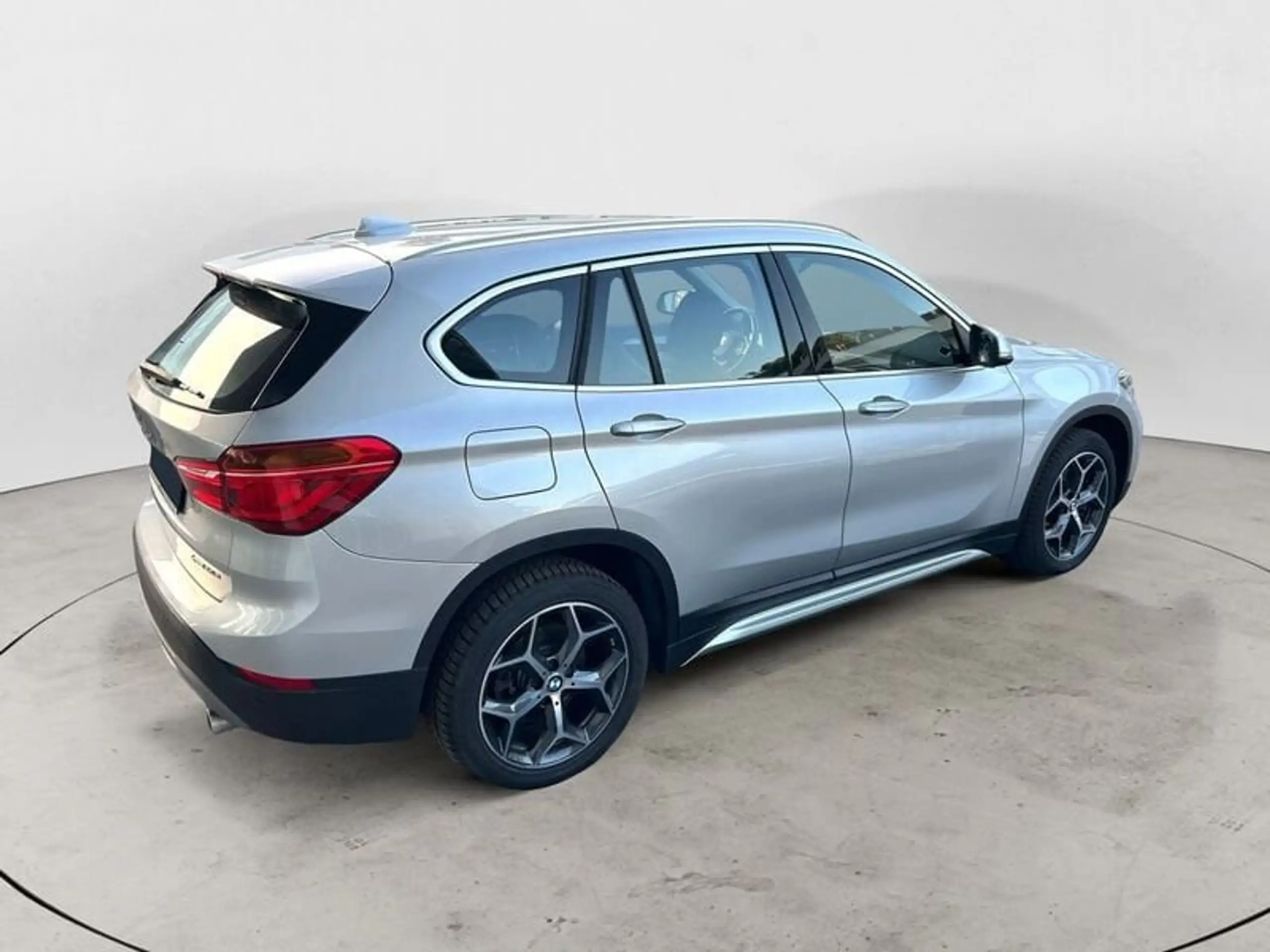 BMW - X1