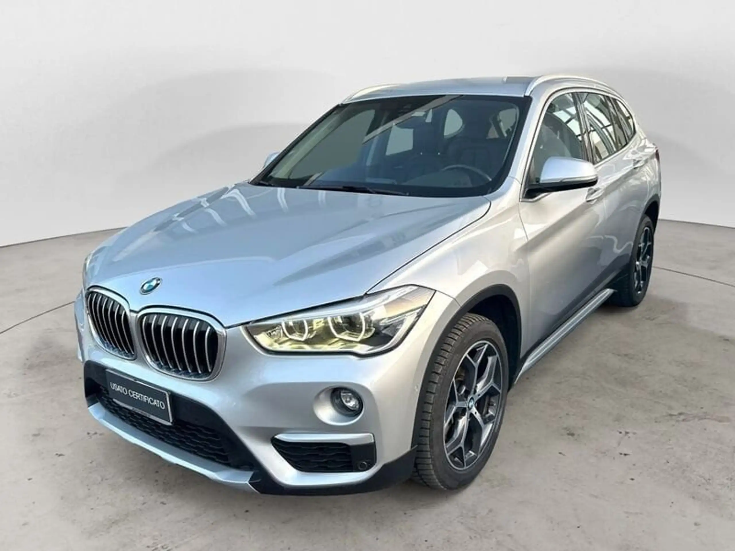 BMW - X1