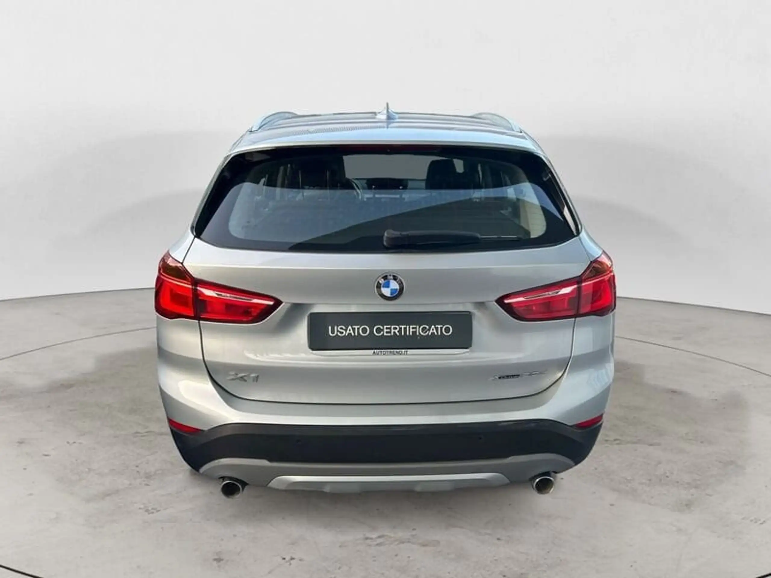 BMW - X1