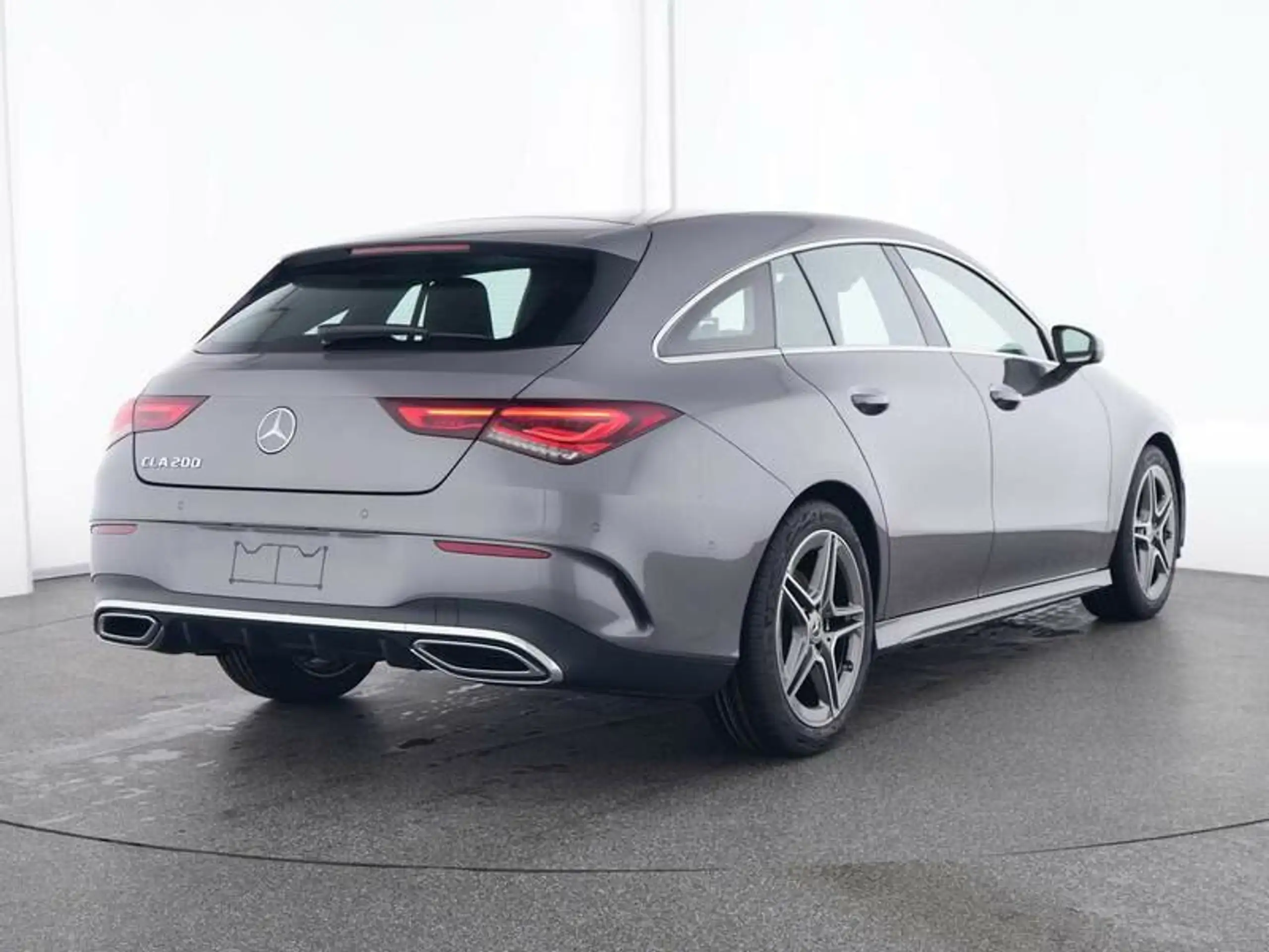 Mercedes-Benz - CLA 200