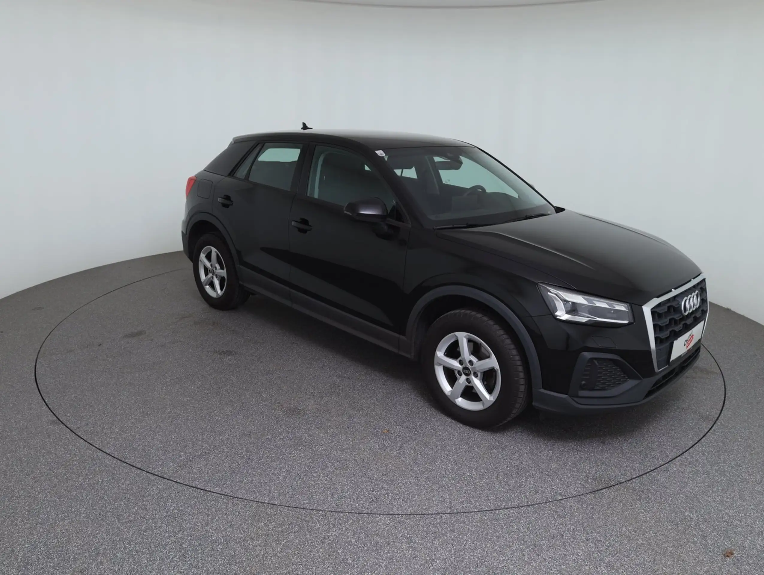 Audi - Q2