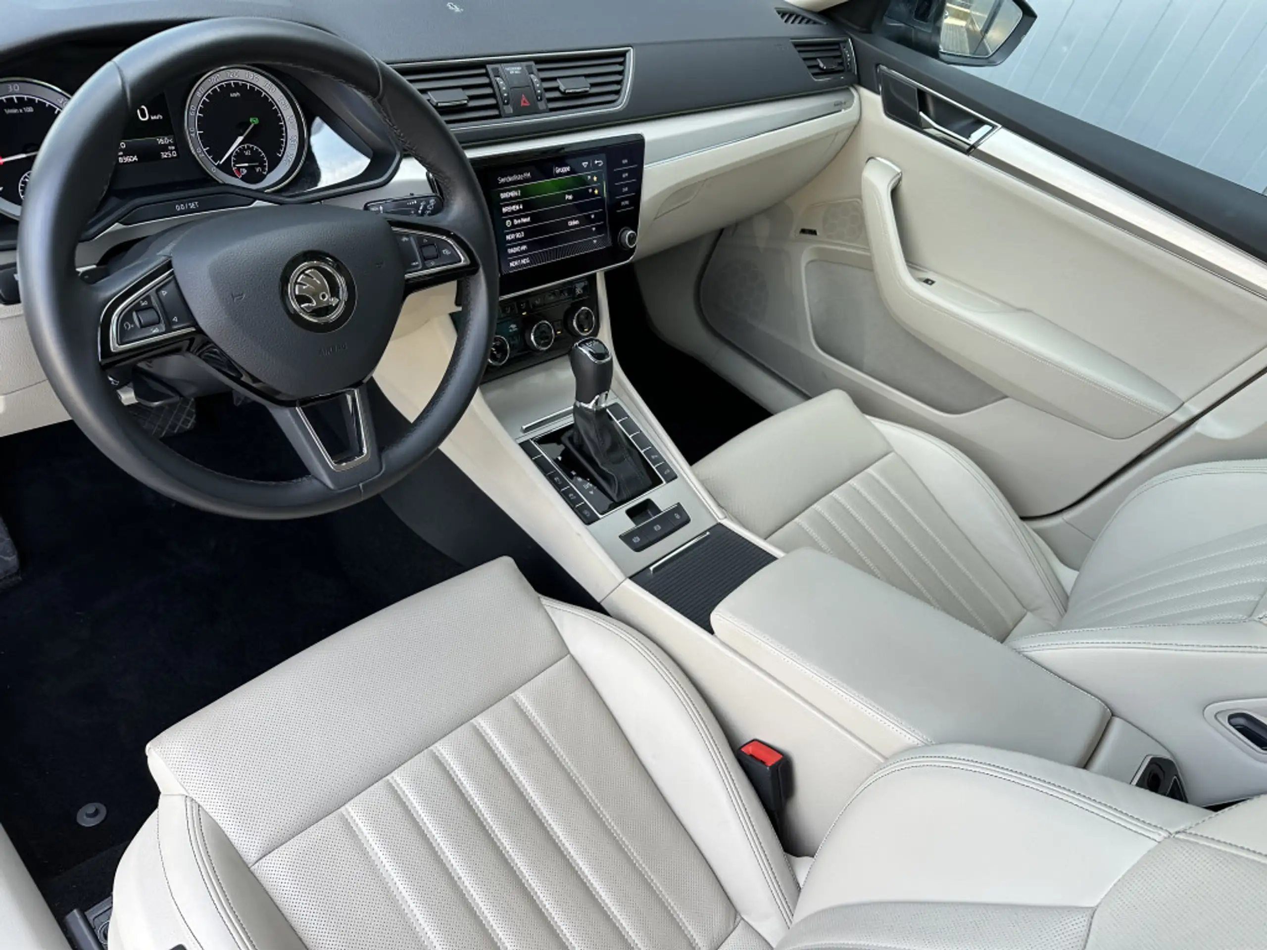 Skoda - Superb