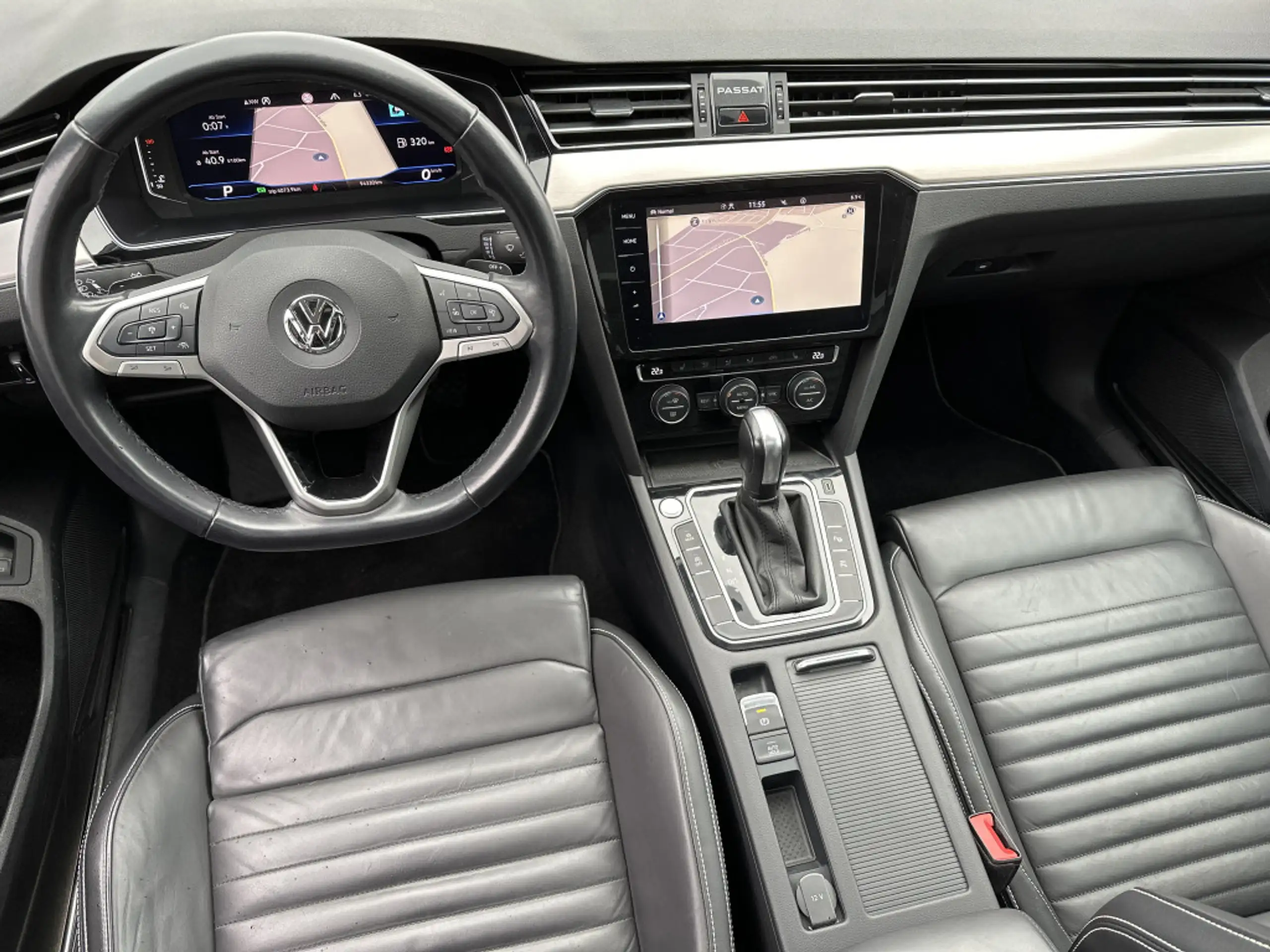 Volkswagen - Passat