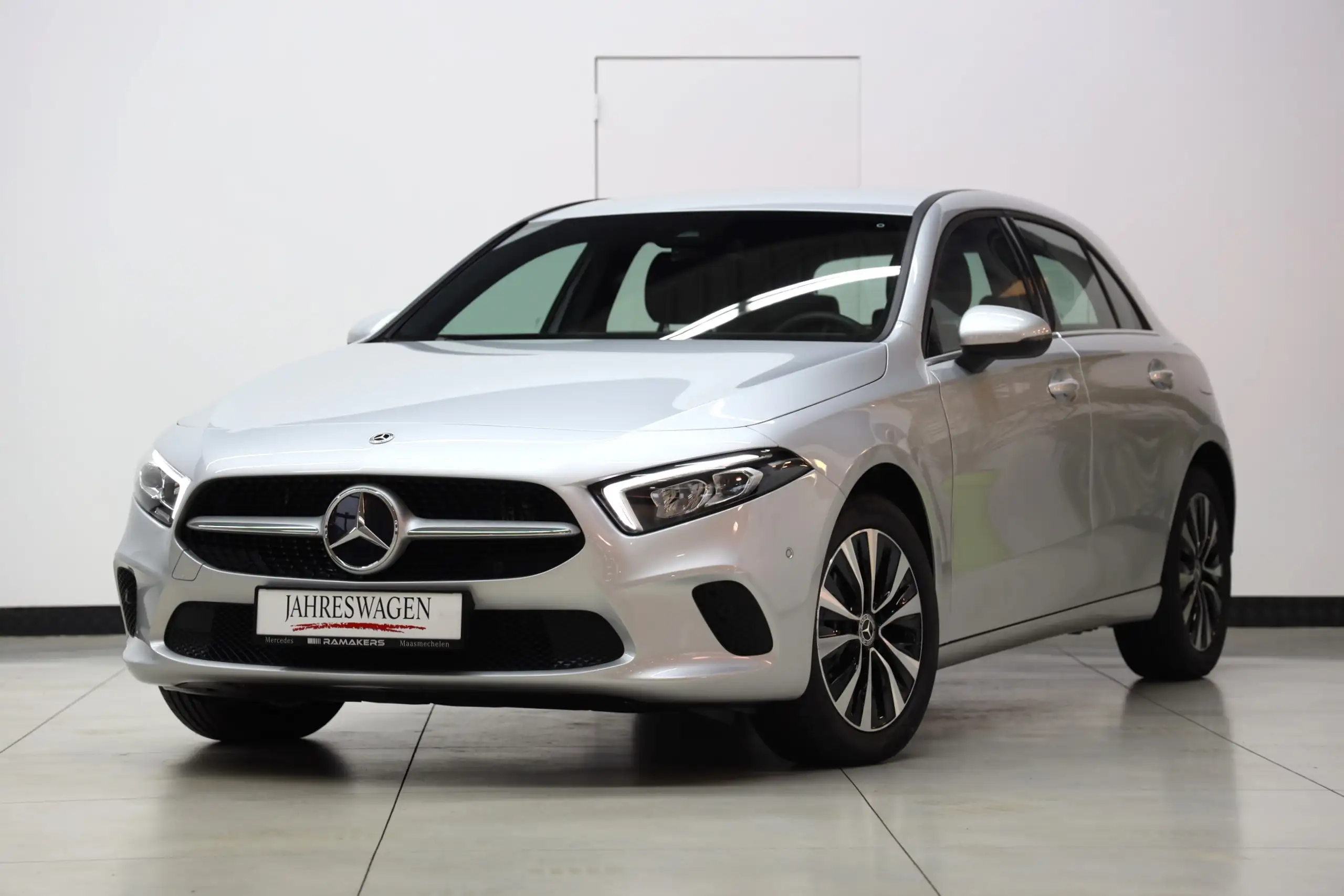 Mercedes-Benz A 250 2021