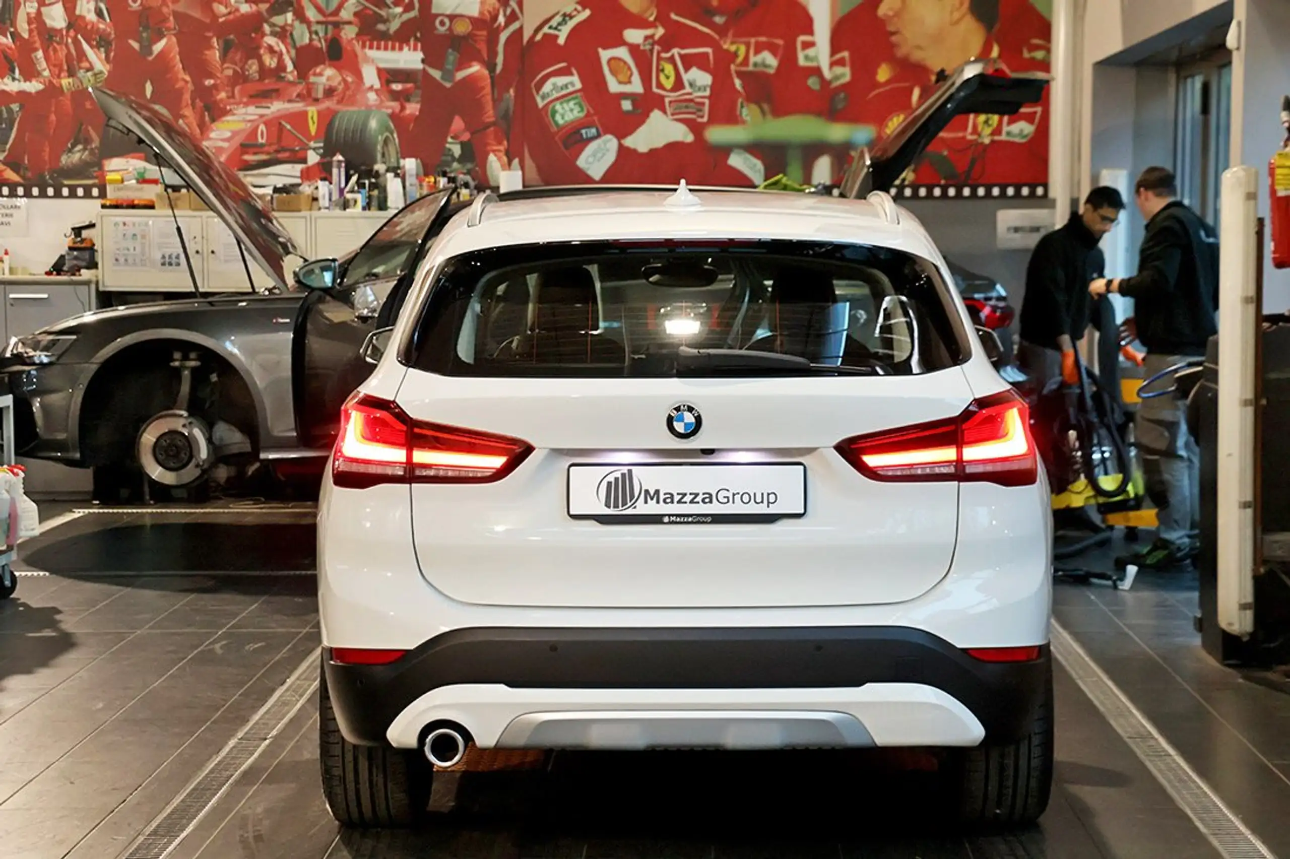 BMW - X1