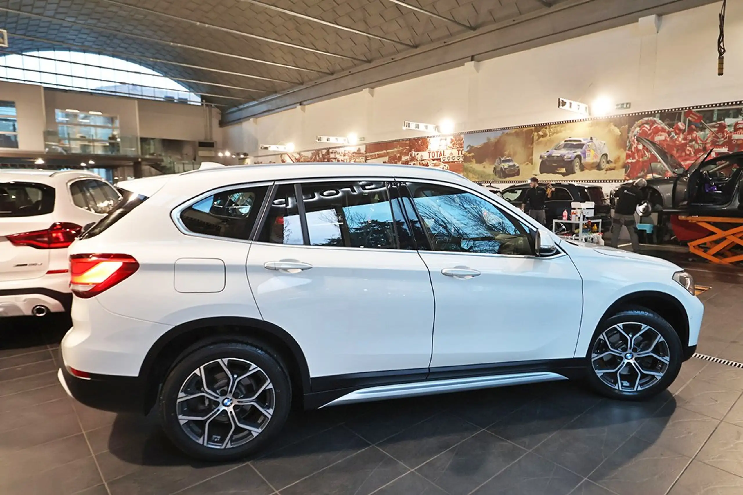 BMW - X1