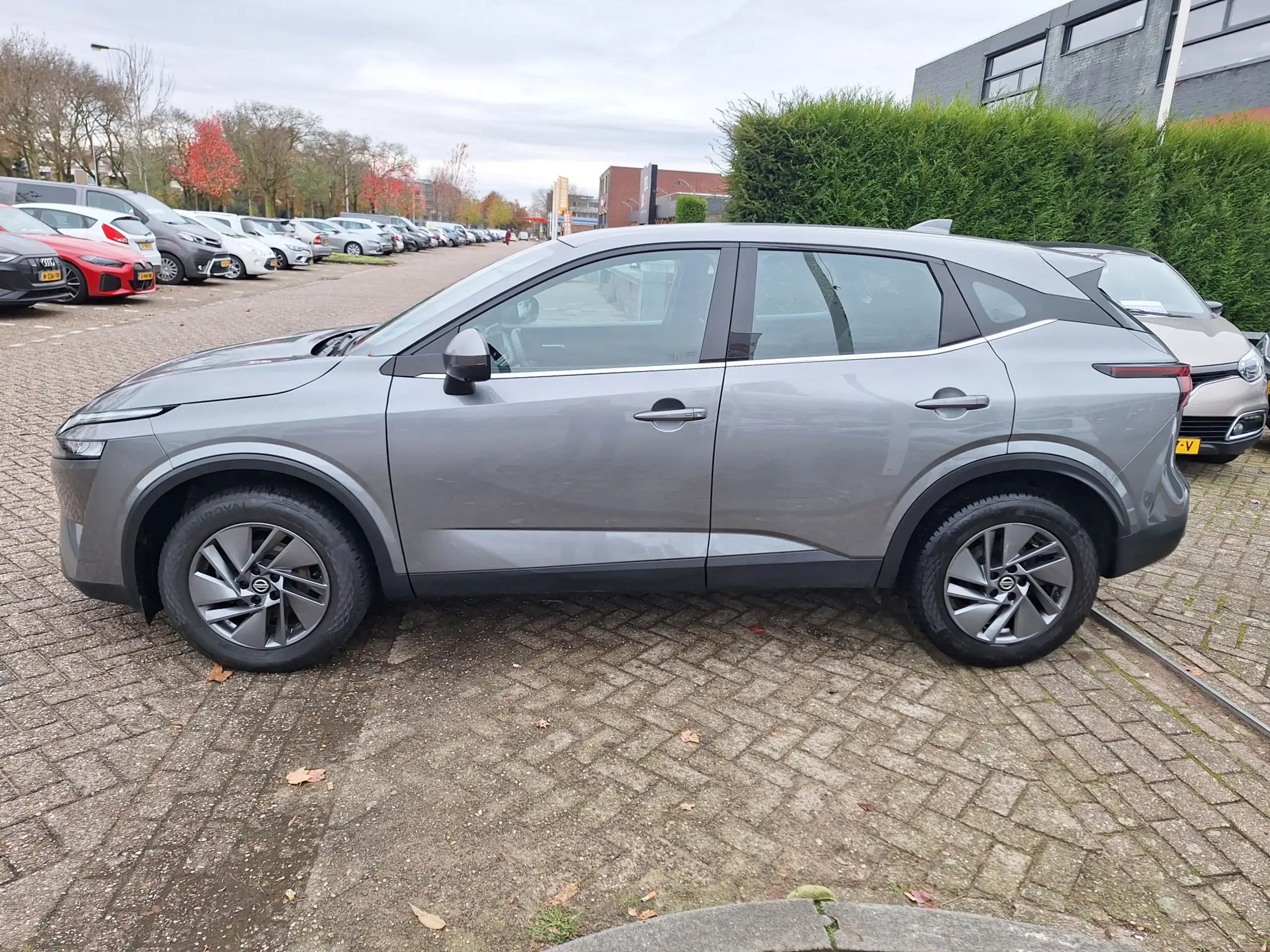 Nissan - Qashqai