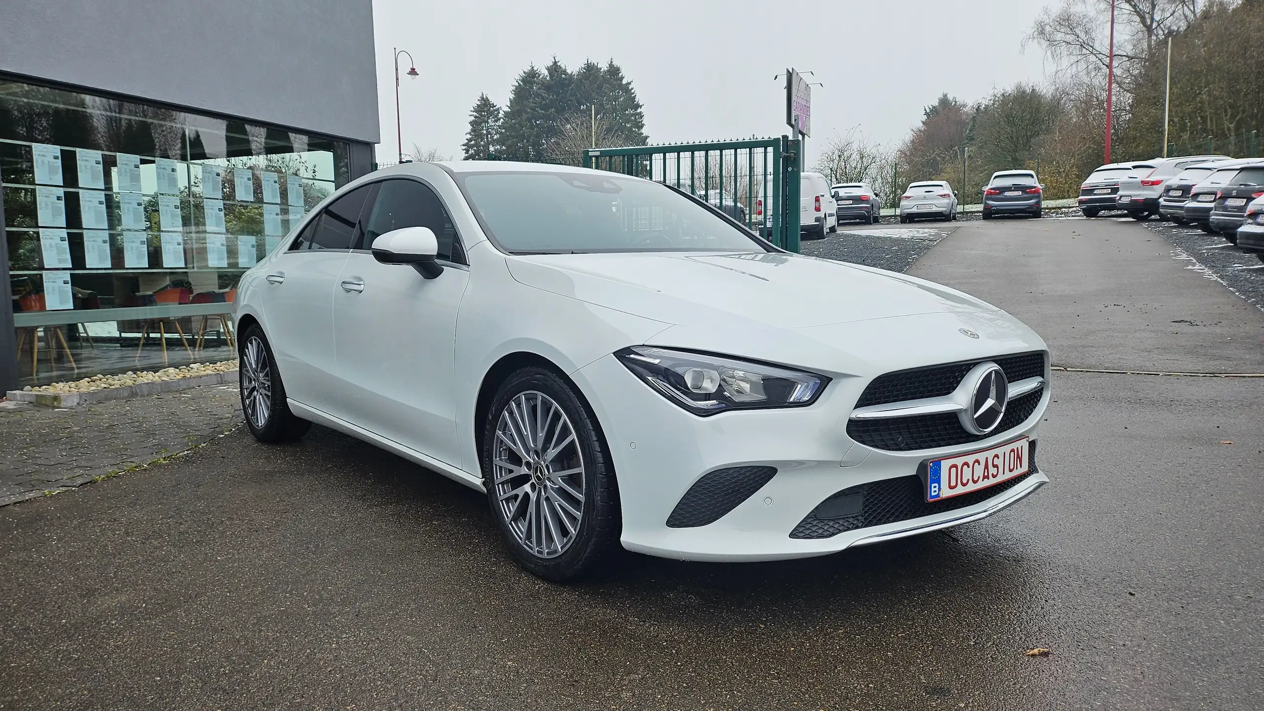 Mercedes-Benz - CLA 180