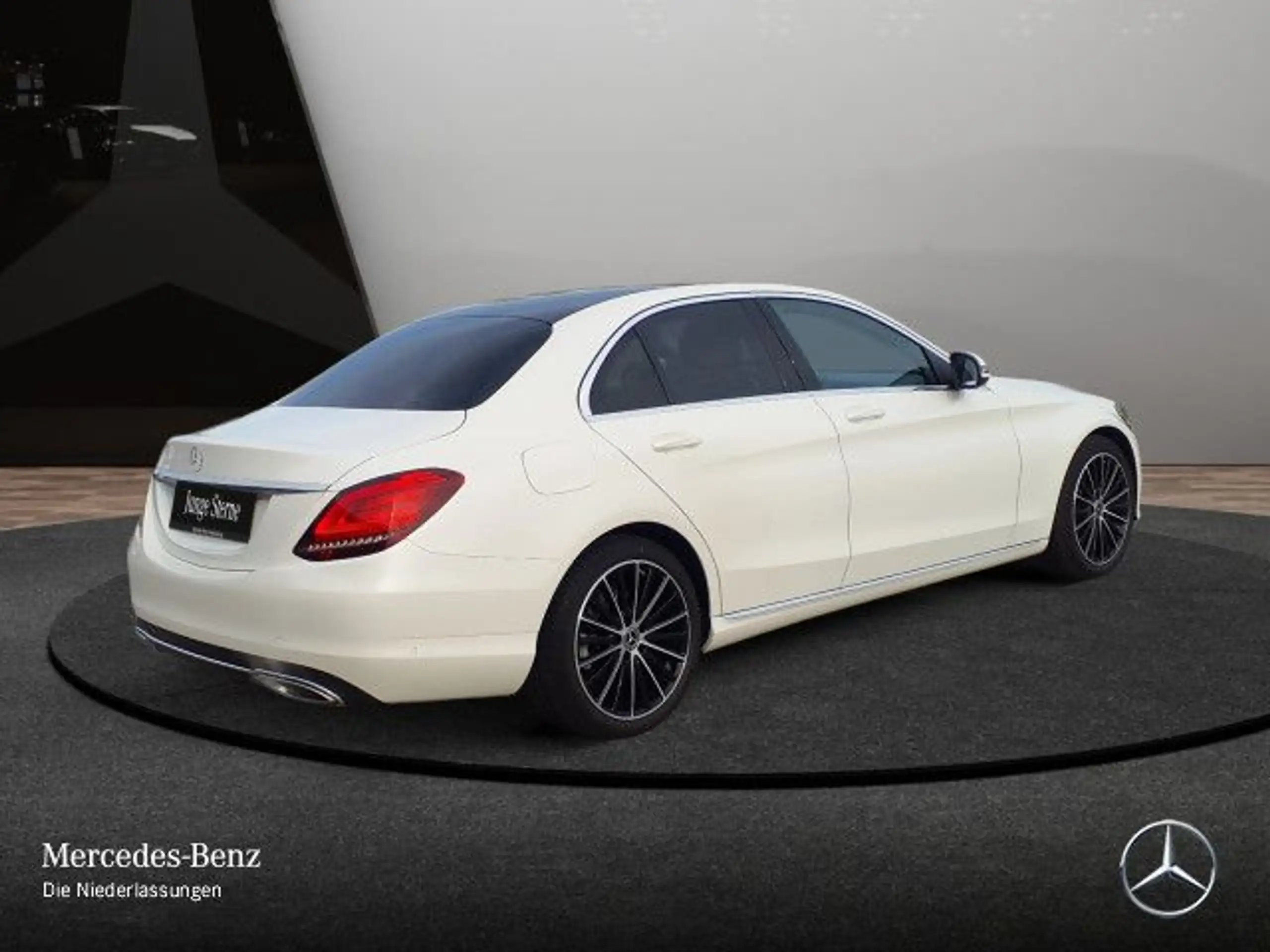 Mercedes-Benz - C 300