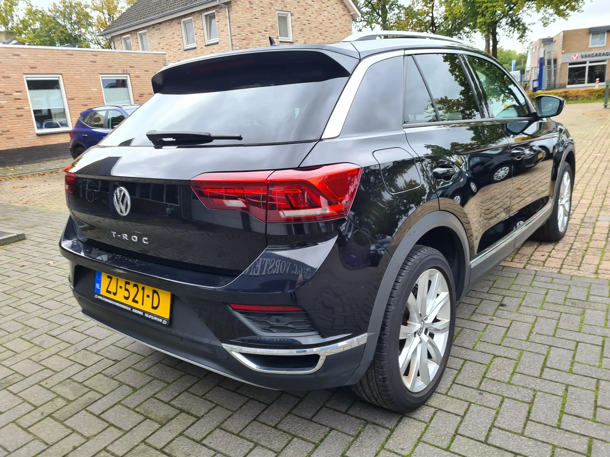 Volkswagen - T-Roc