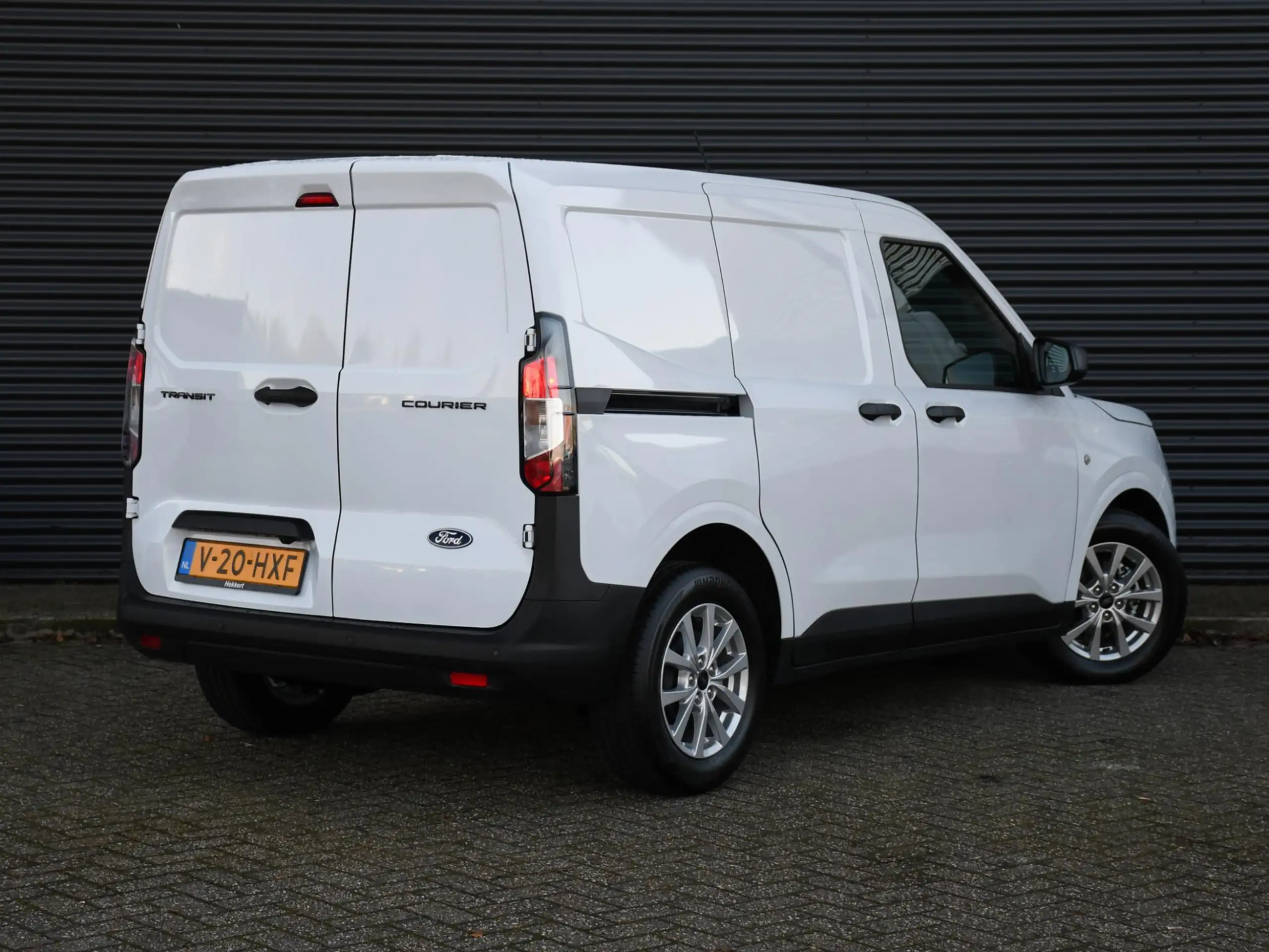 Ford - Transit Courier