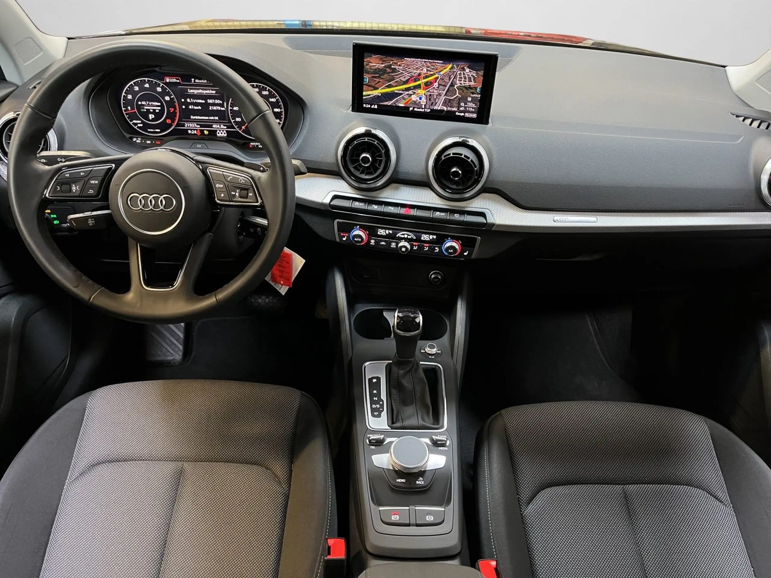 Audi - Q2