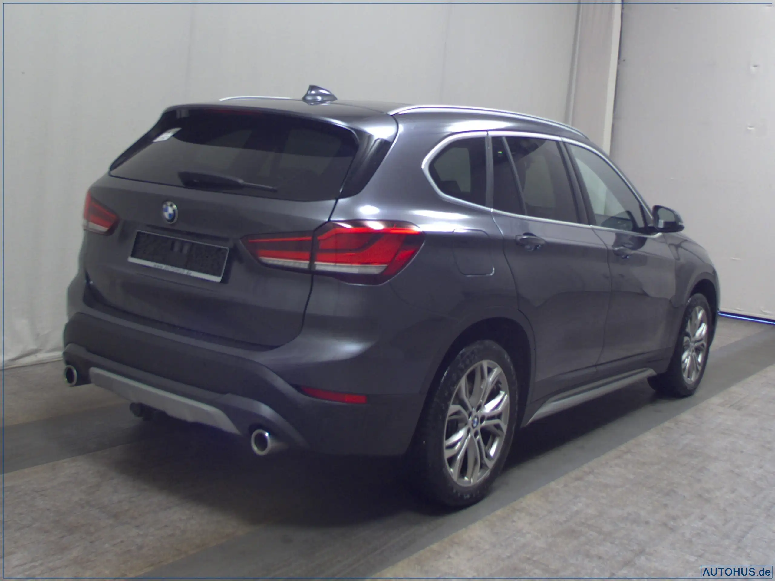 BMW - X1