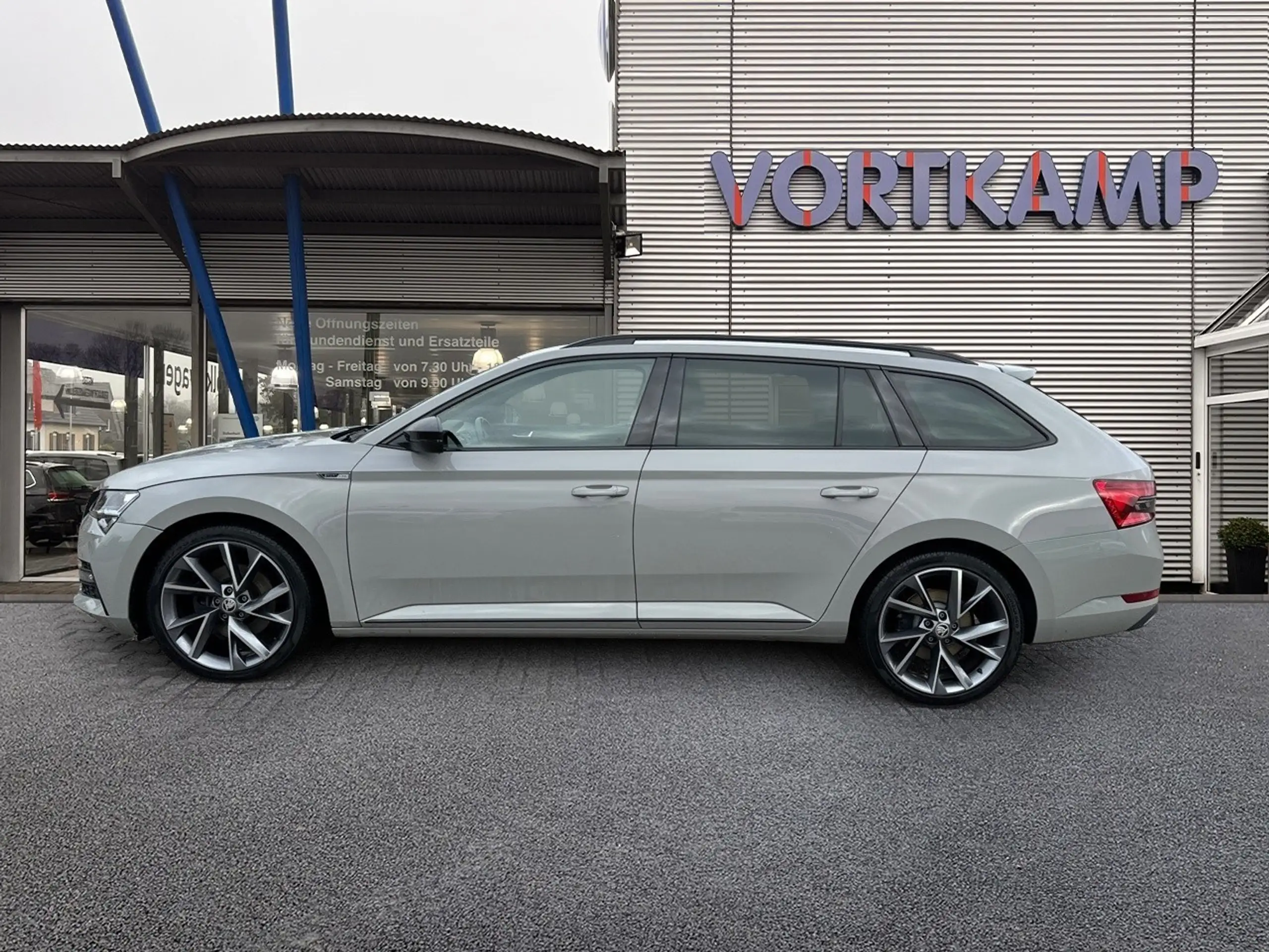 Skoda - Superb