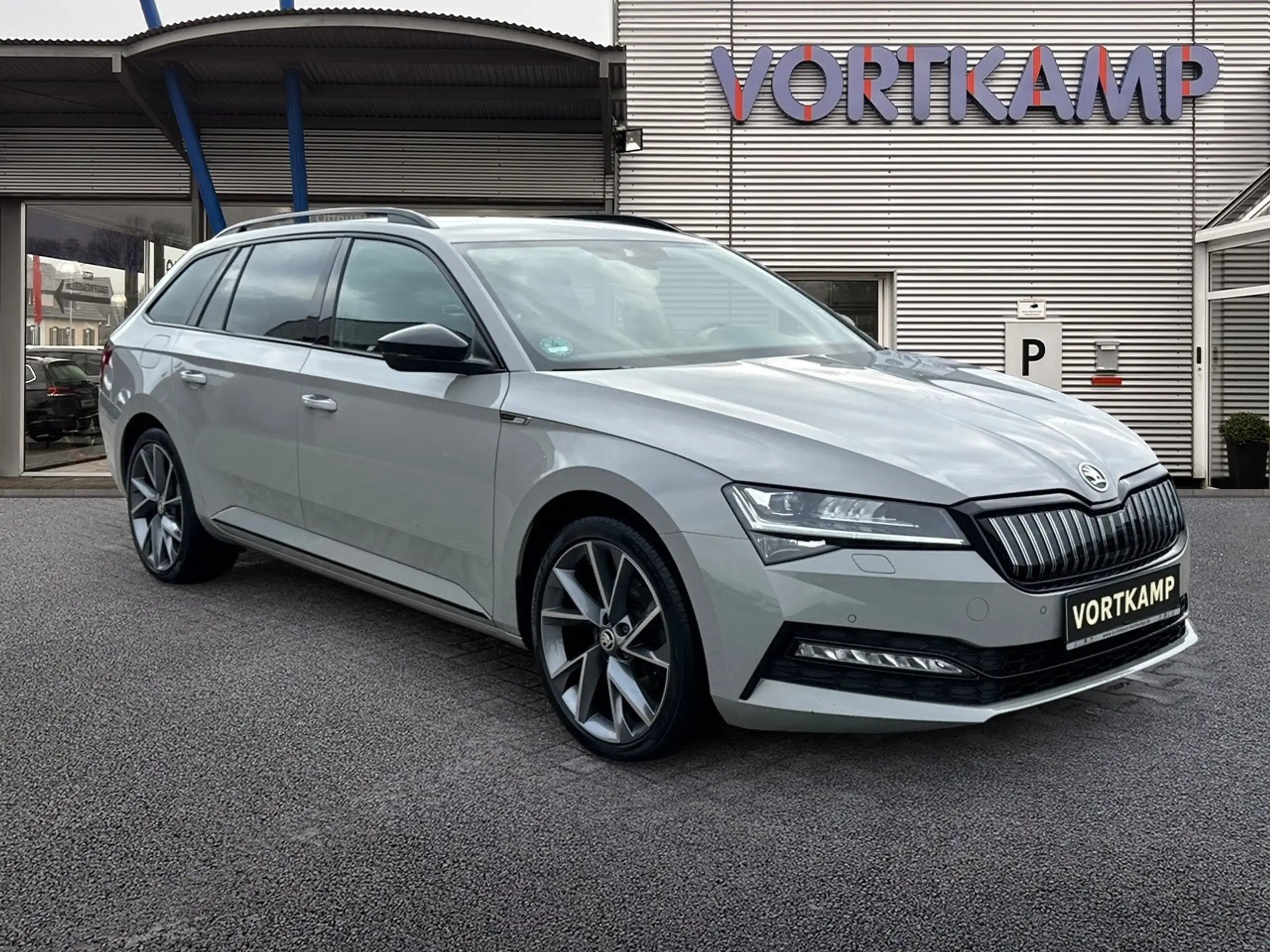 Skoda - Superb