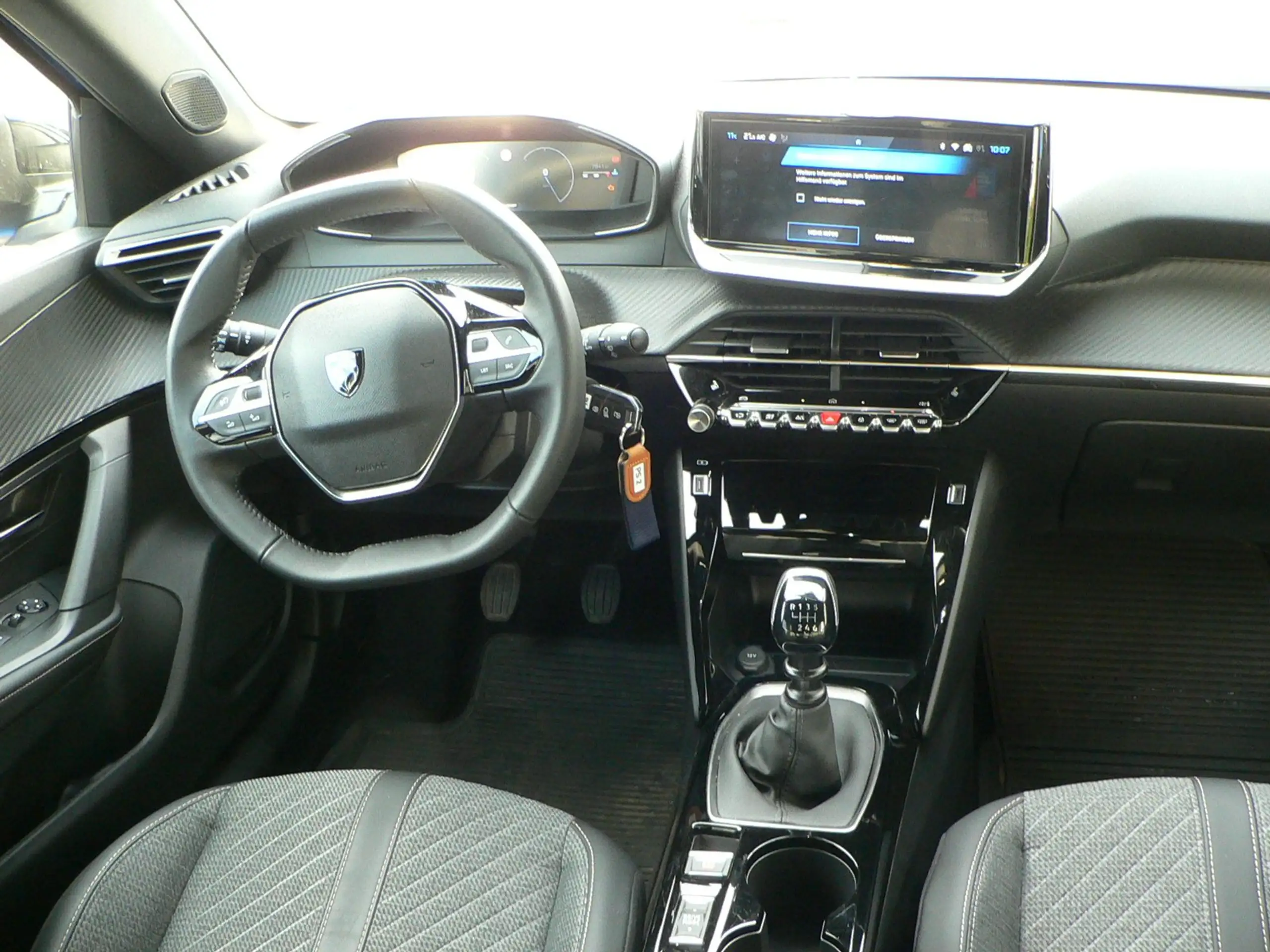 Peugeot - 2008