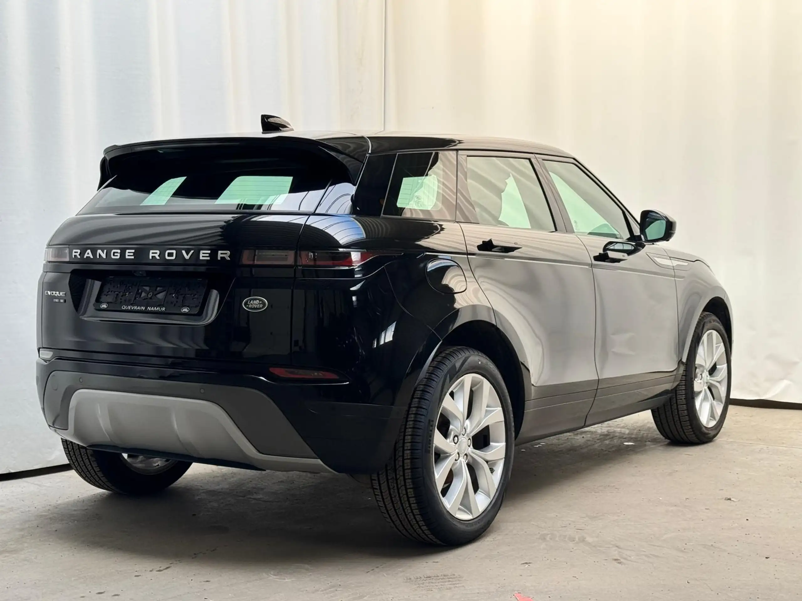 Land Rover - Range Rover Evoque